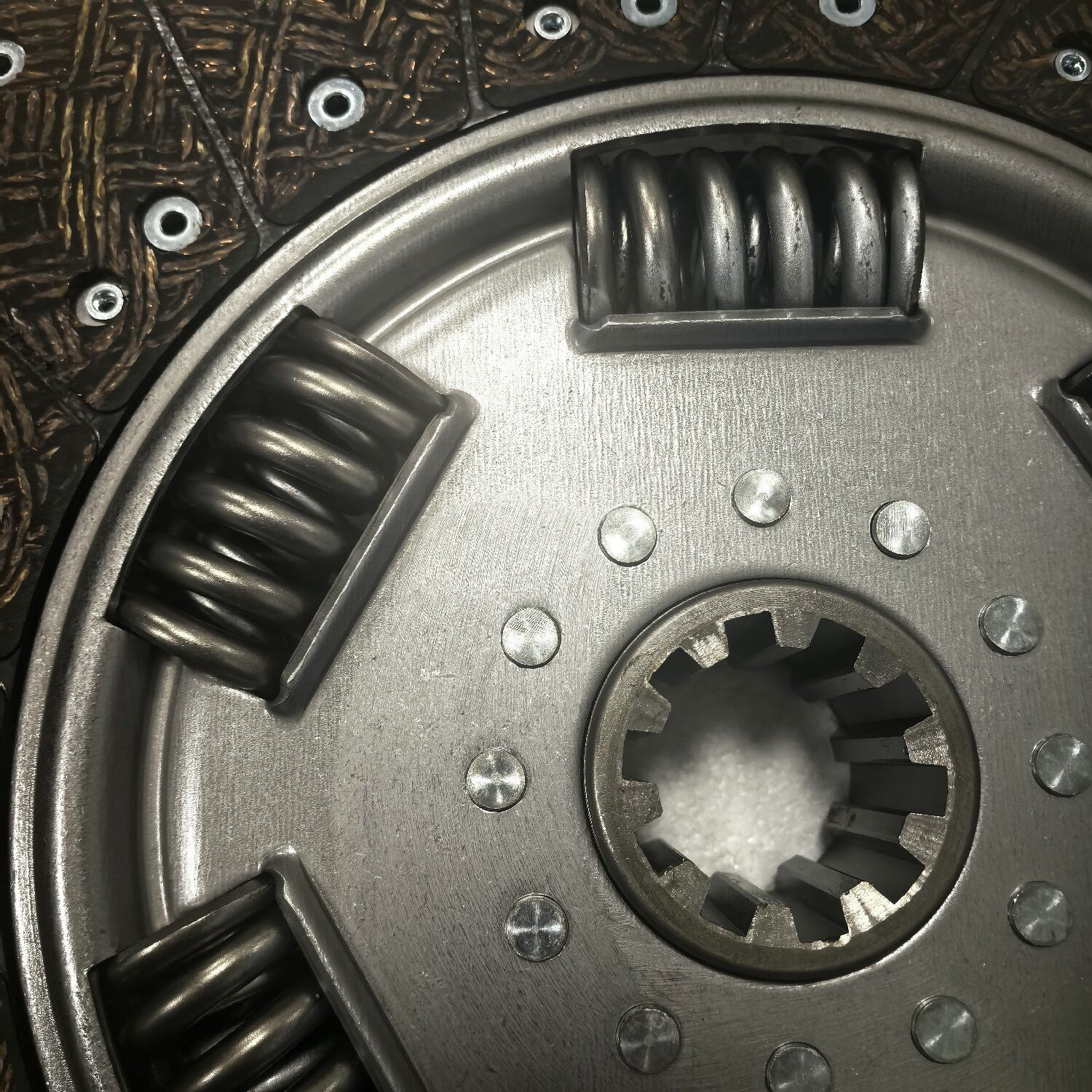 High-Performance Amt Clutch Disc for Reliable Heavy-Duty Truck Applications,MY SHOP,Durable Volvo Amt Clutch Cover System for Commercial Vehicle