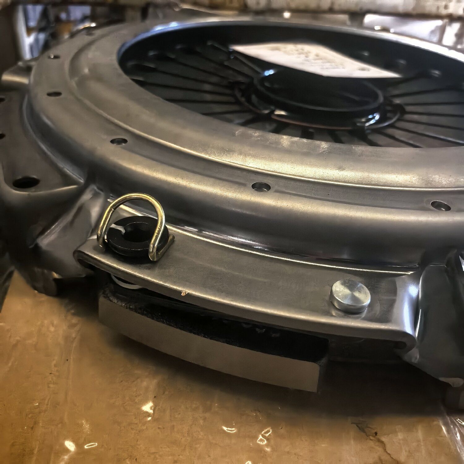 Heavy-Duty Clutch for HOWO Trucks - Reliable Performance,Dongjin Electric and PRECISION Co., Ltd.,Heavy-Duty Clutch for HOWO Trucks - Reliable Performance