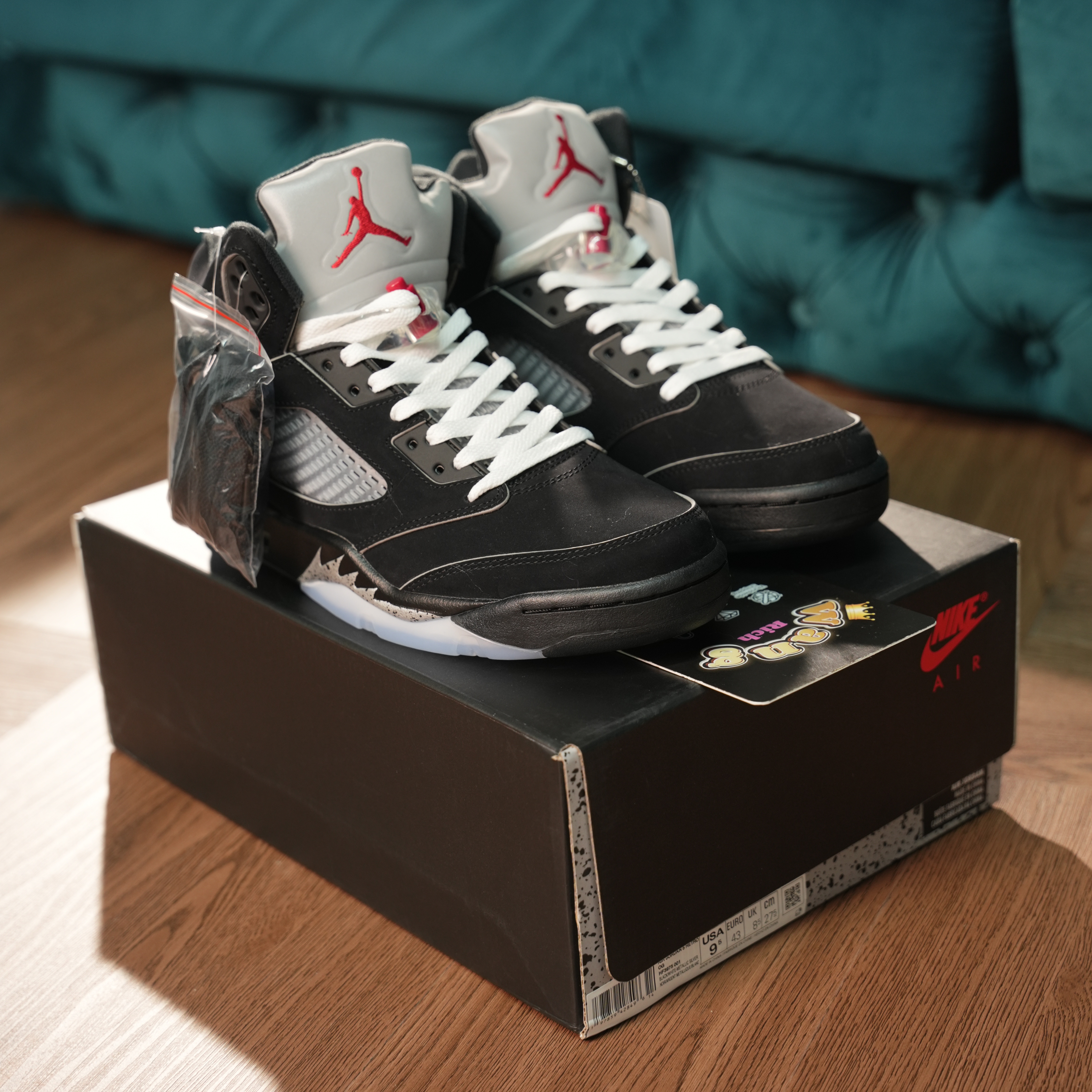 Air Jordan 5 Black Metallic