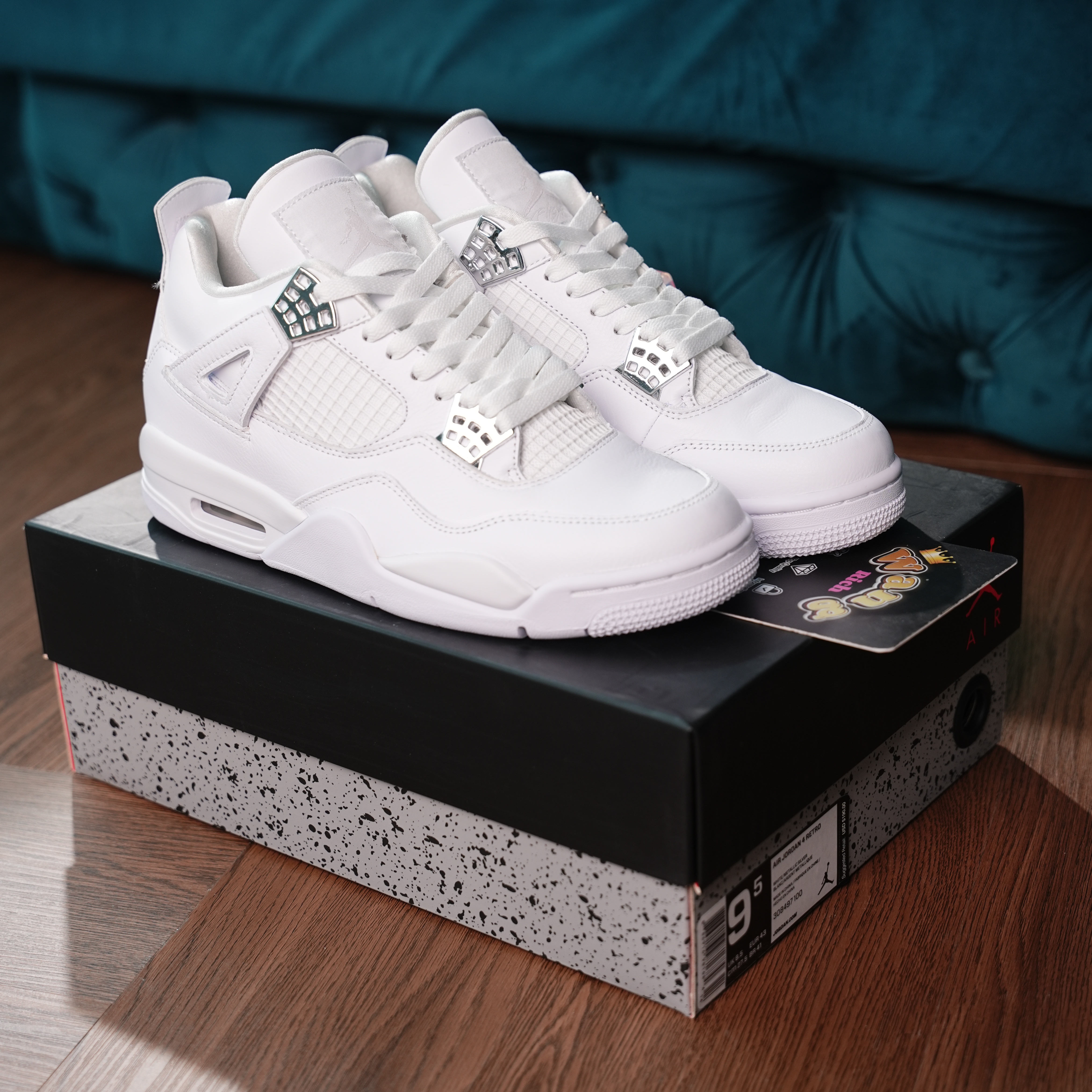 Air Jordan 4 Retro Pure Money