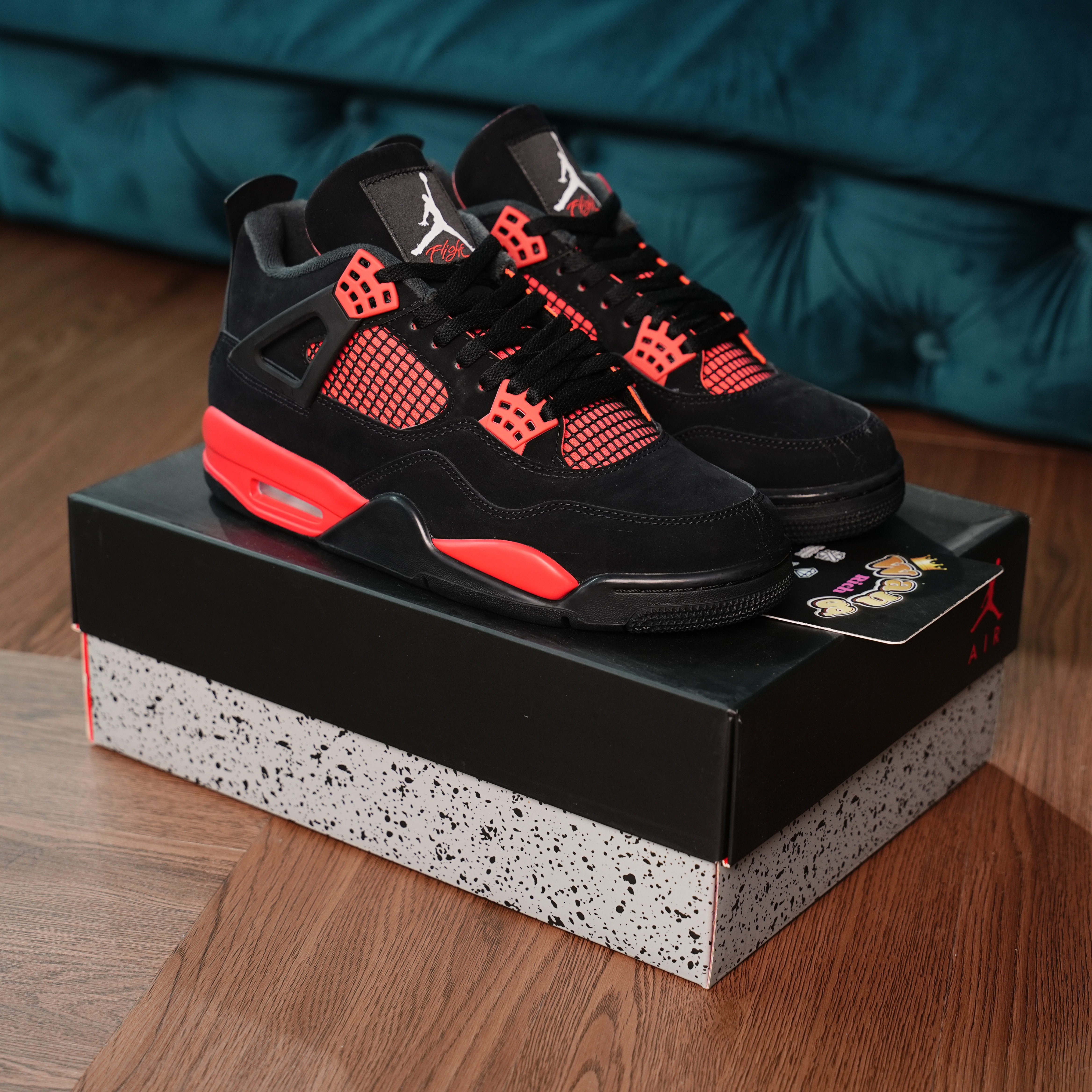 Air Jordan 4 Red Thunder