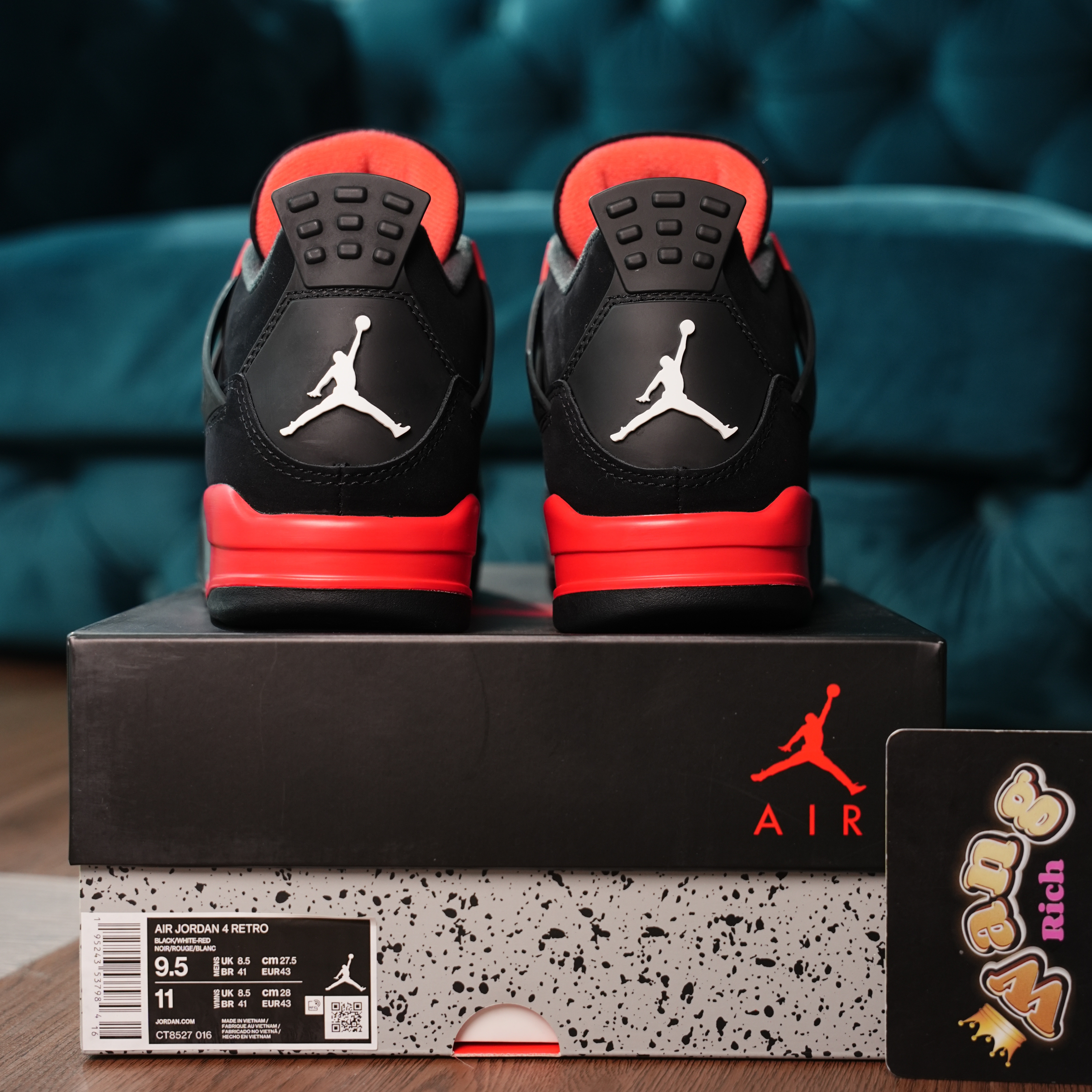 Air Jordan 4 Red Thunder