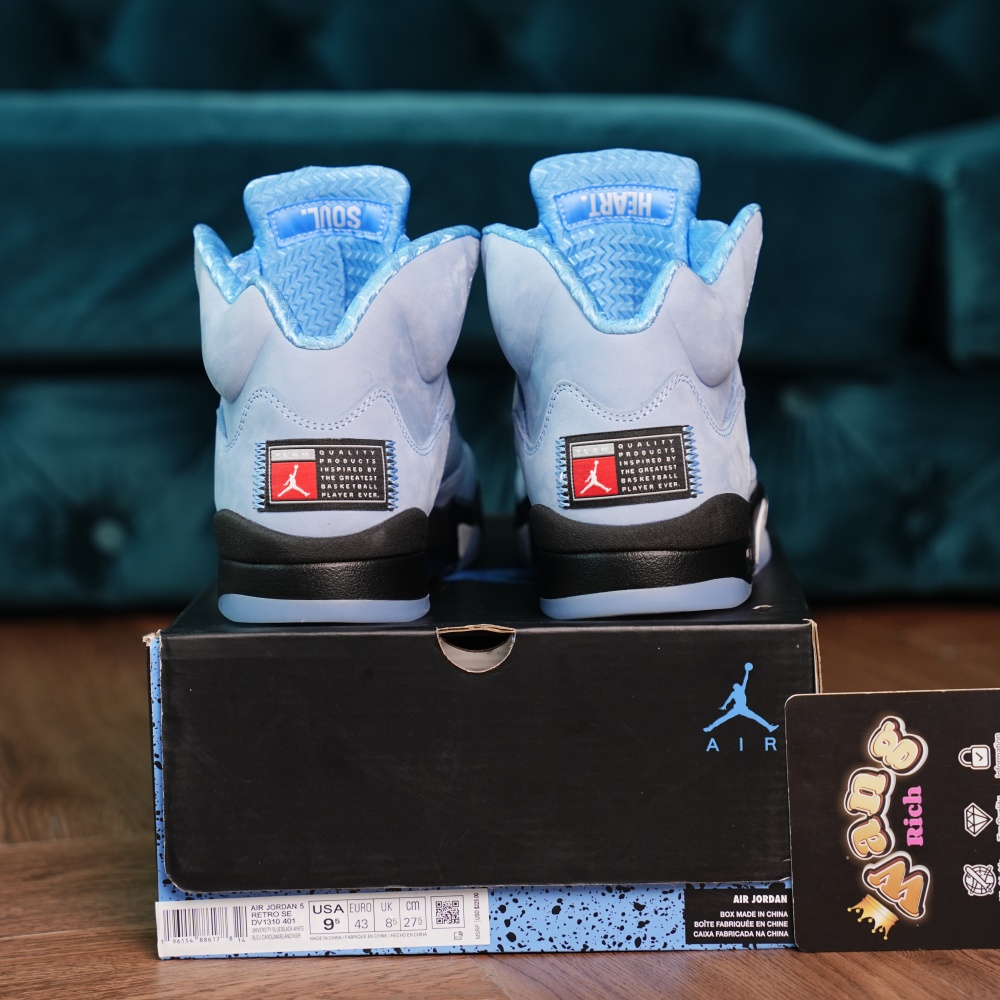 Air Jordan 5 Retro UNC University Blue