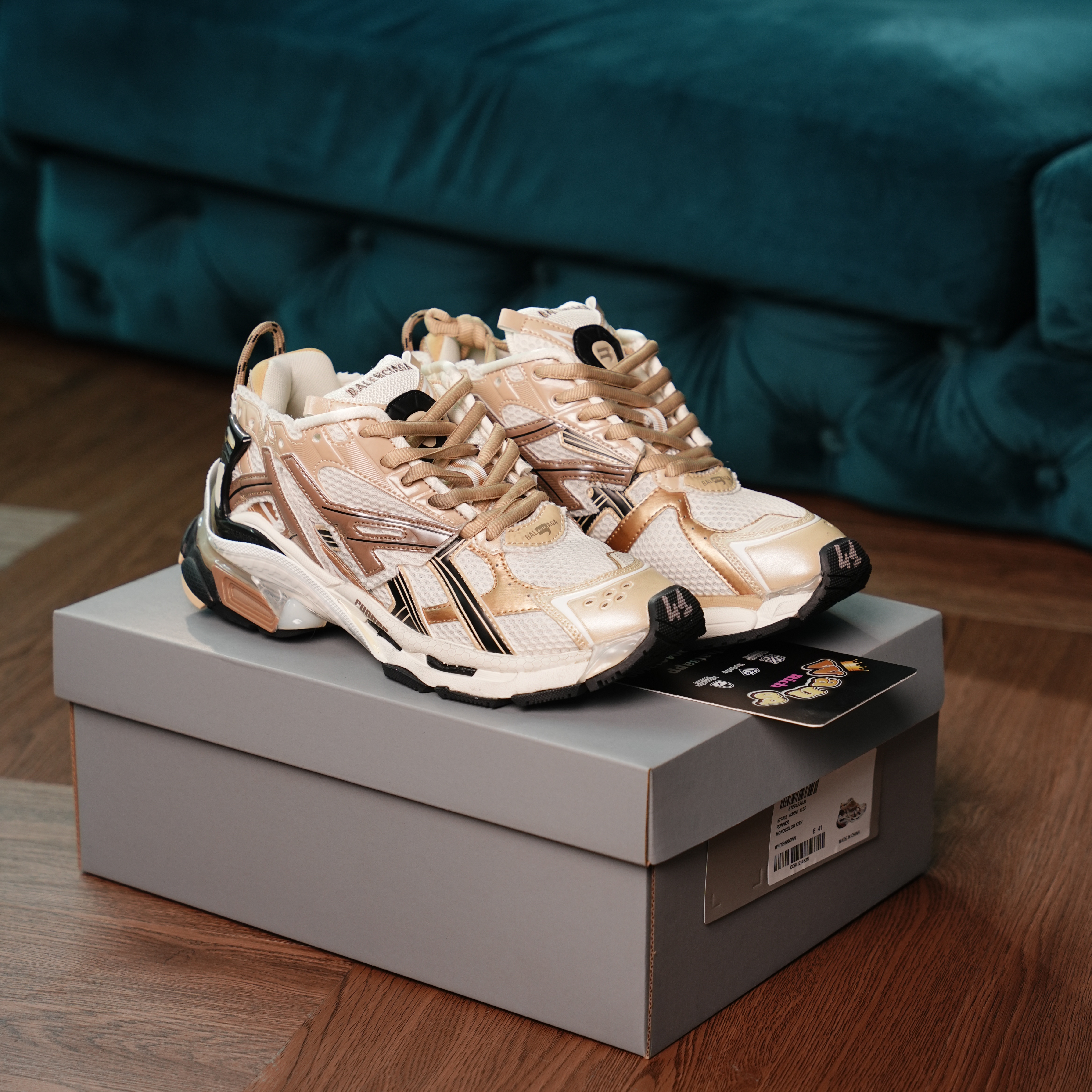 Balenciaga Runner Beige Black White