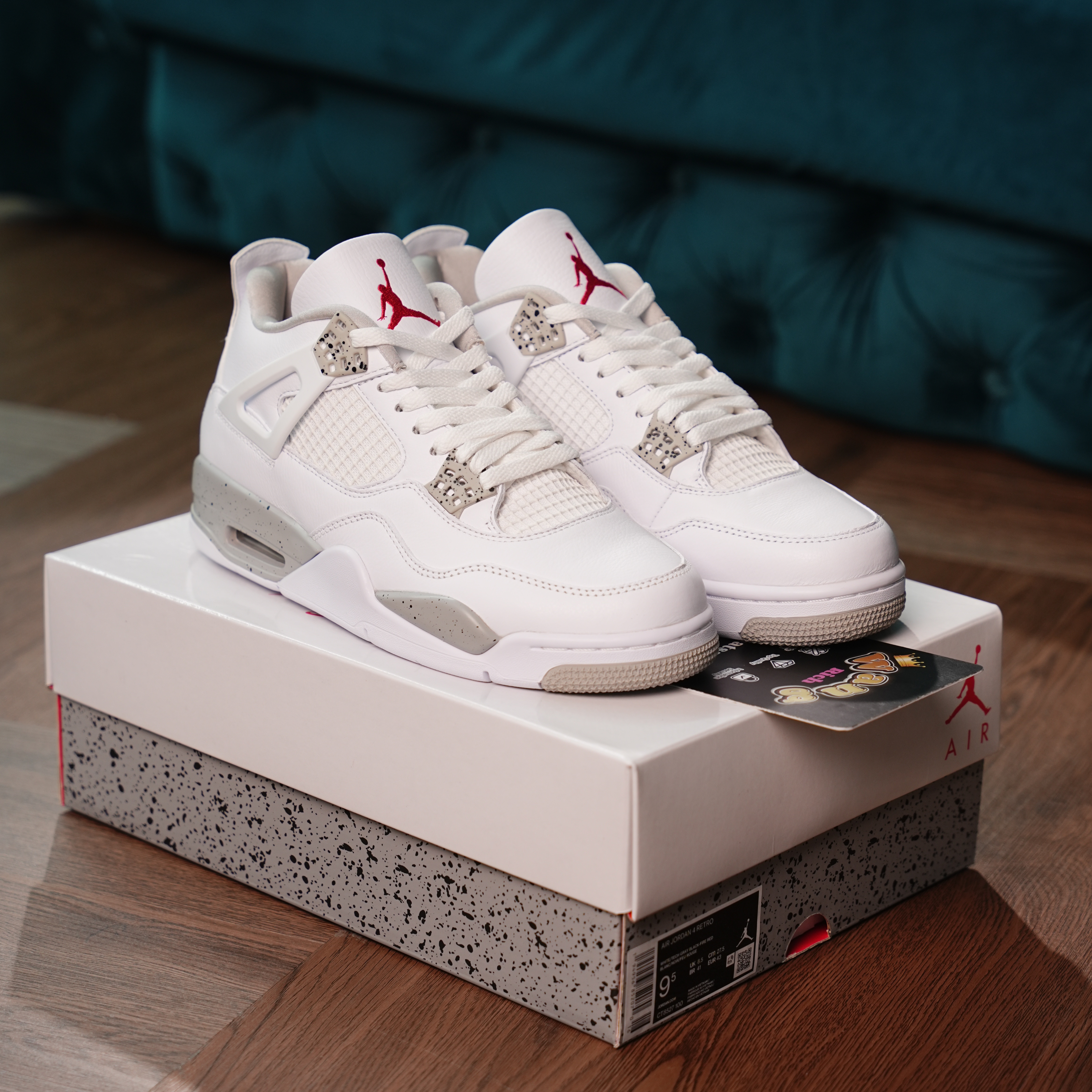 Air Jordan 4 Retro White Oreo