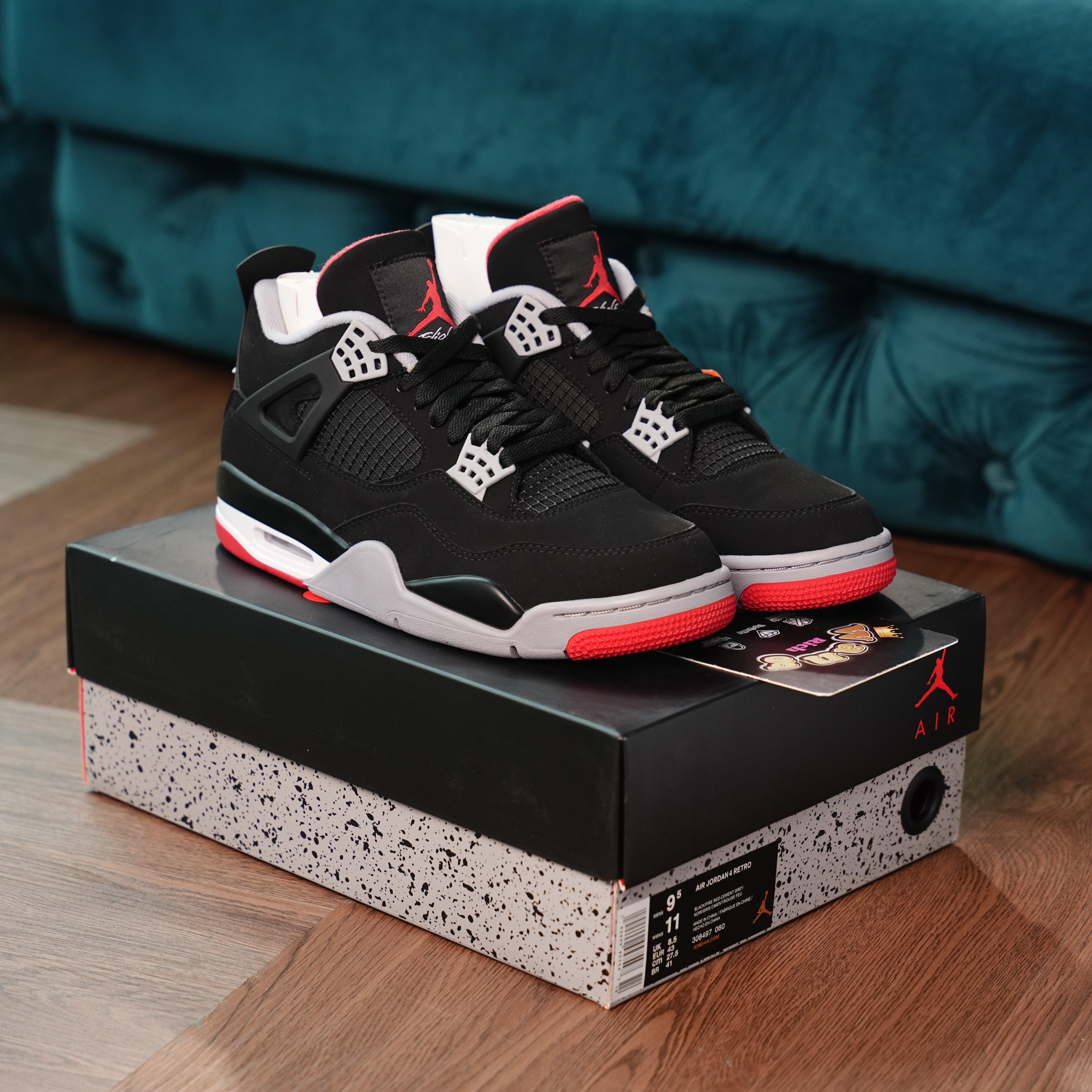 Air Jordan 4 Retro Bred