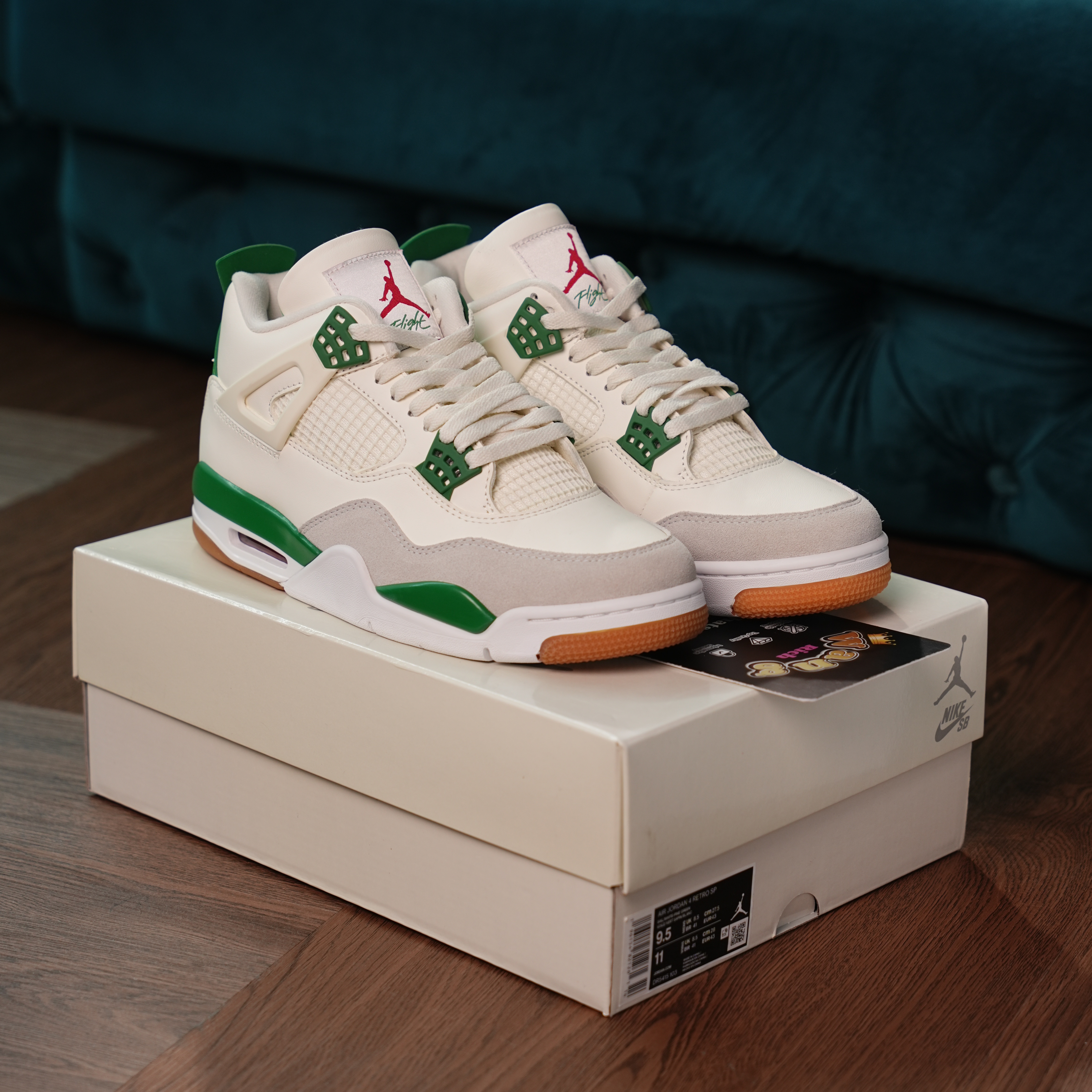 Air Jordan 4 SB Pine Green