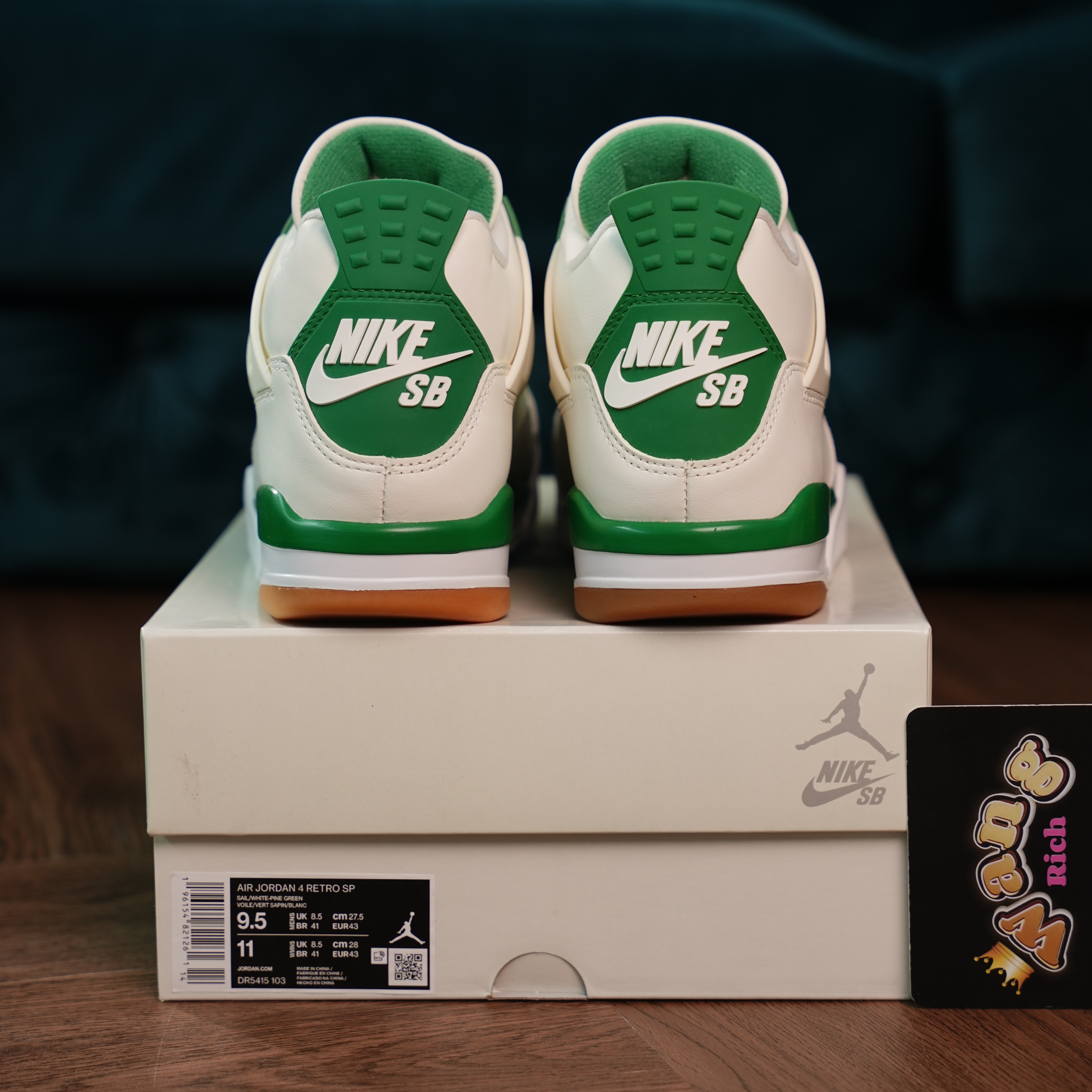 Air Jordan 4 SB Pine Green