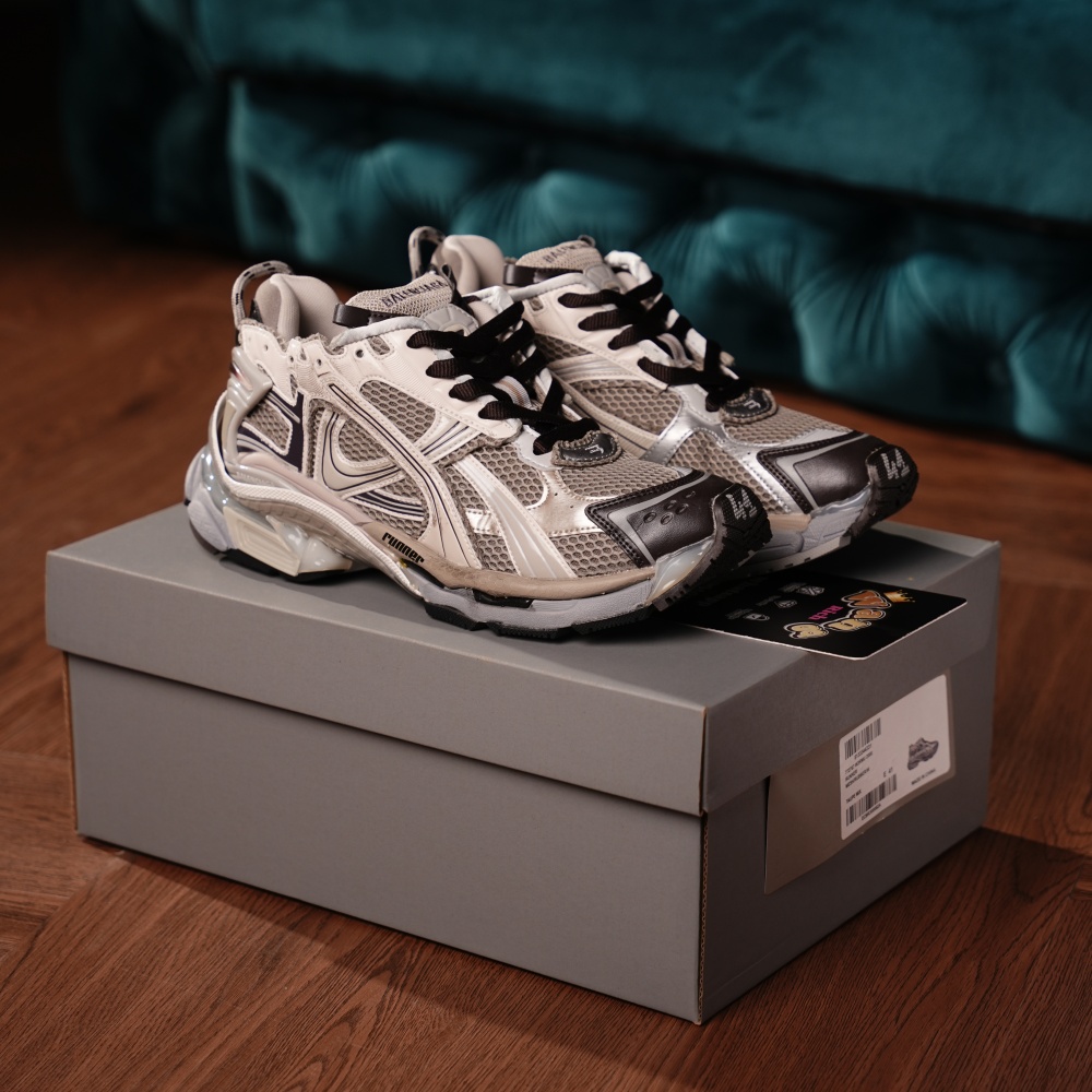 Balenciaga Runner Taupe Mix