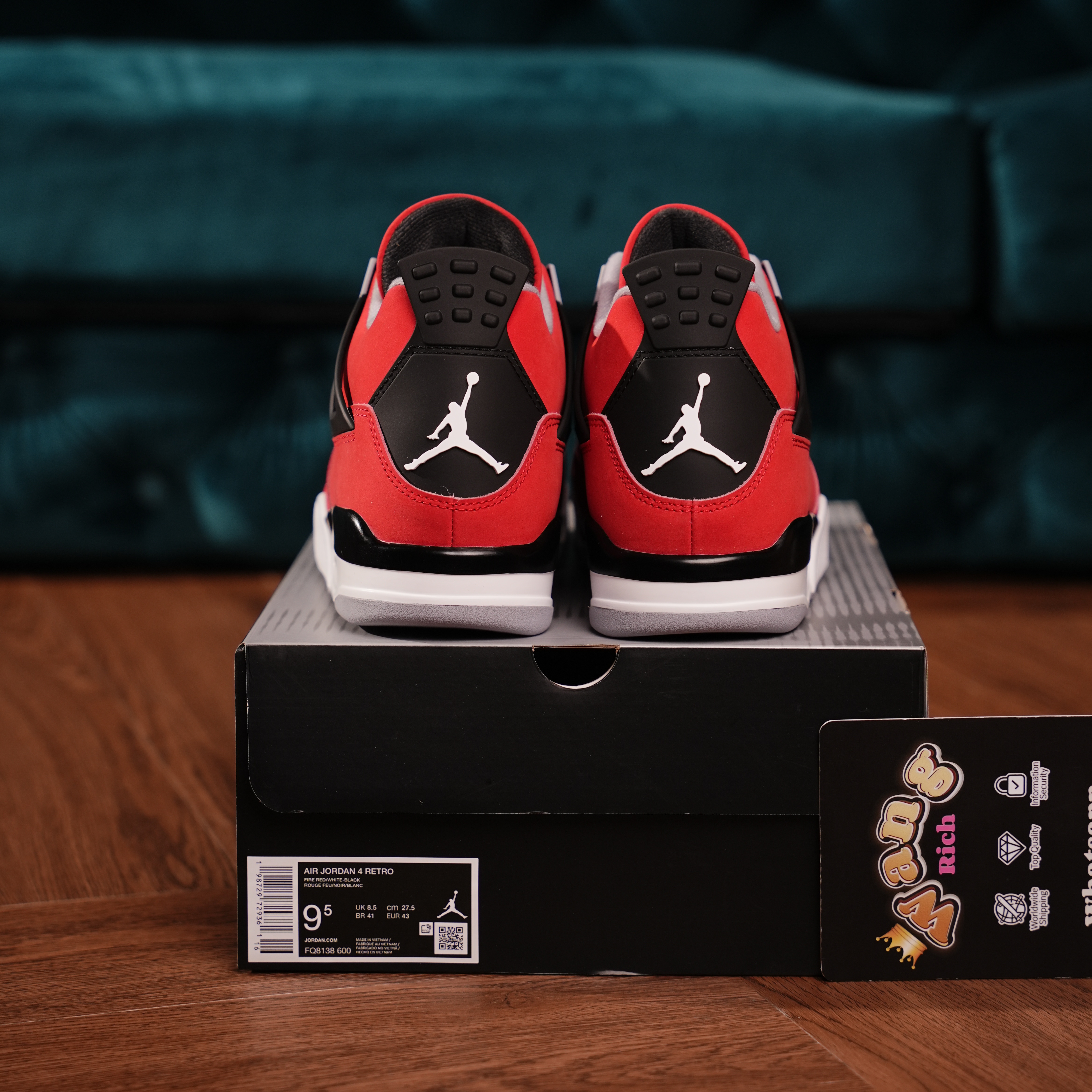 Air Jordan 4 Retro Toro Bravo