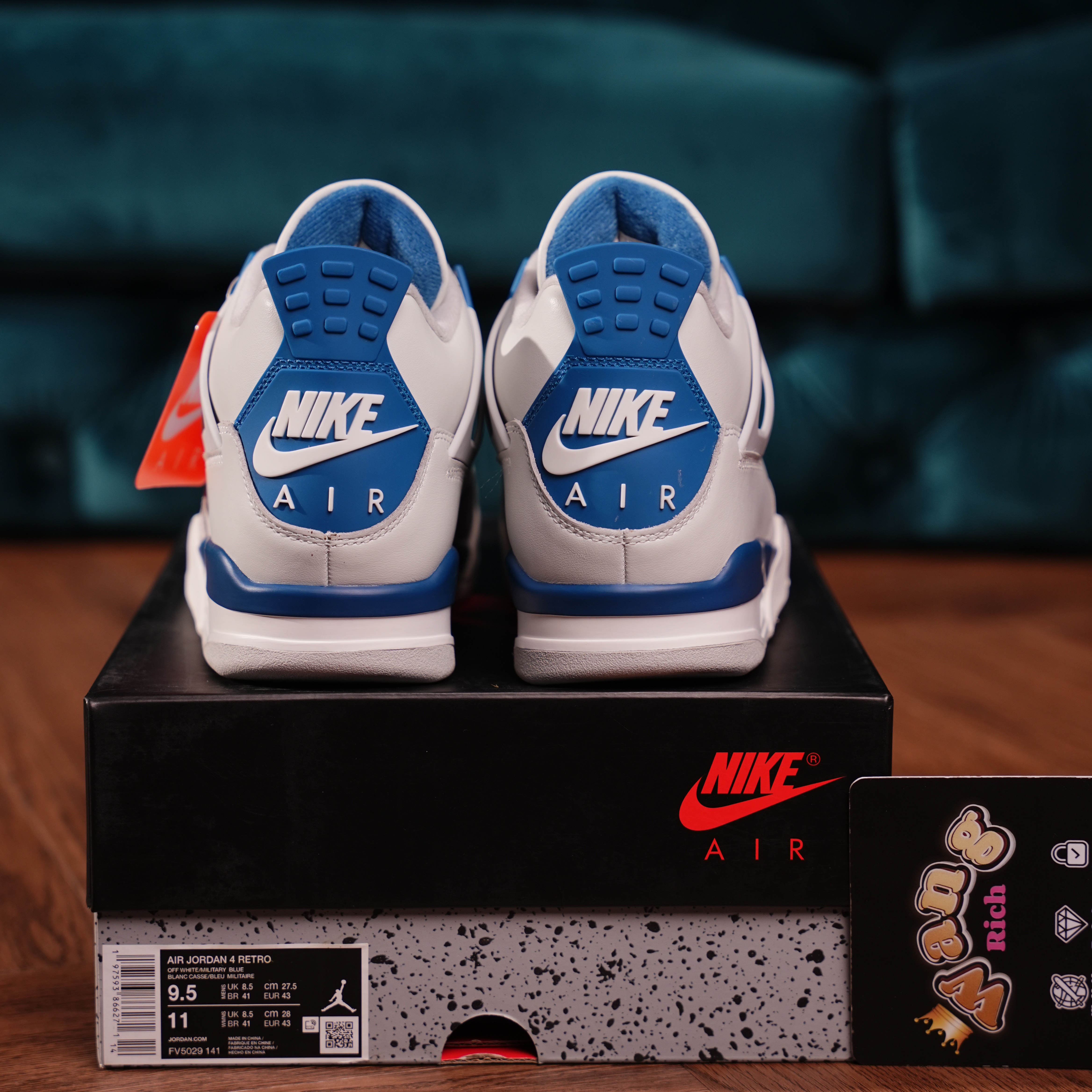Air Jordan 4 OG “Military Blue”