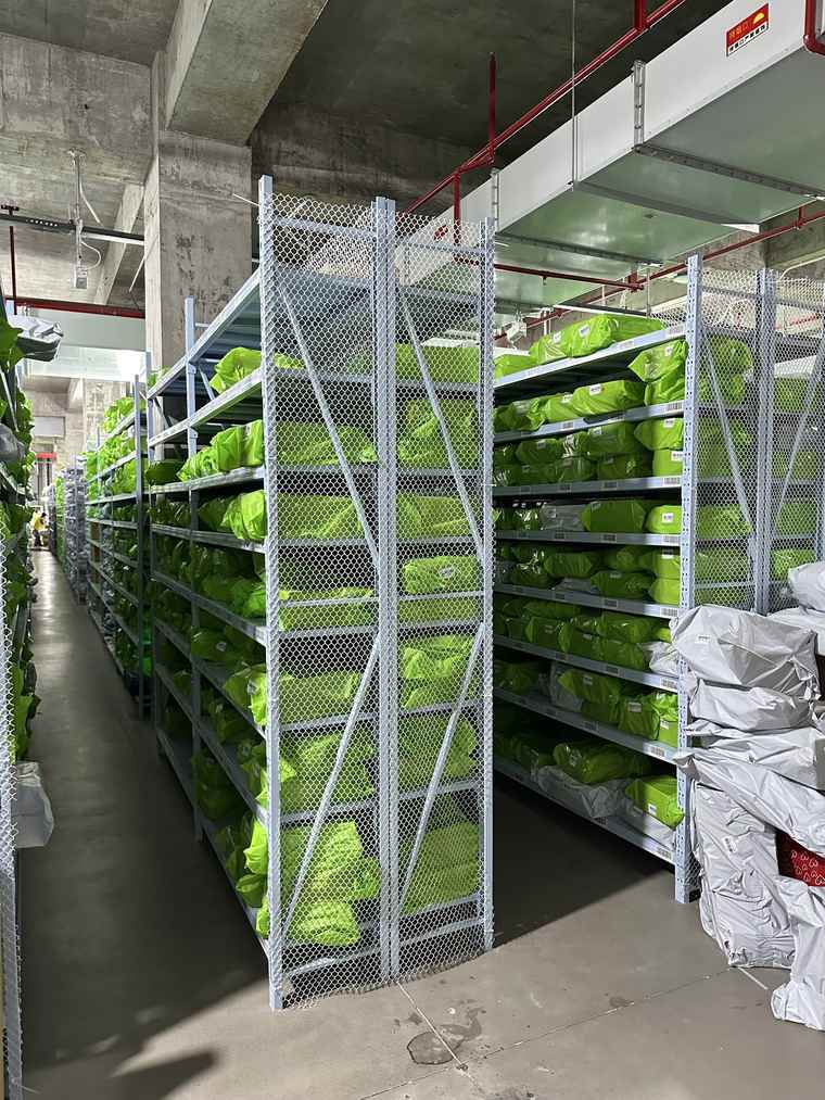 Warehouse Storage Racks for RichWang Kicks warehouse QC packing and dispatch workflow