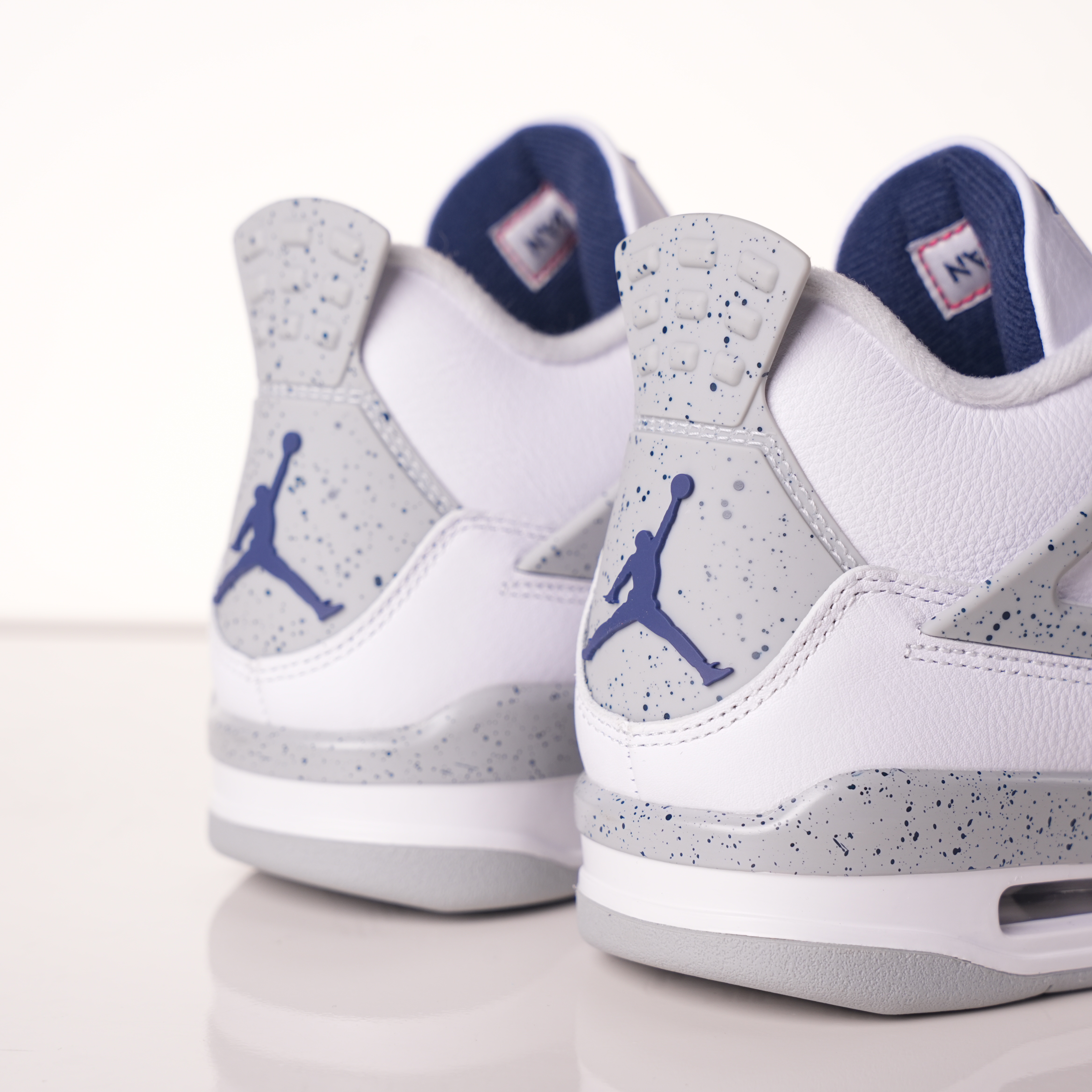 Air Jordan 4 Retro Midnight Navy