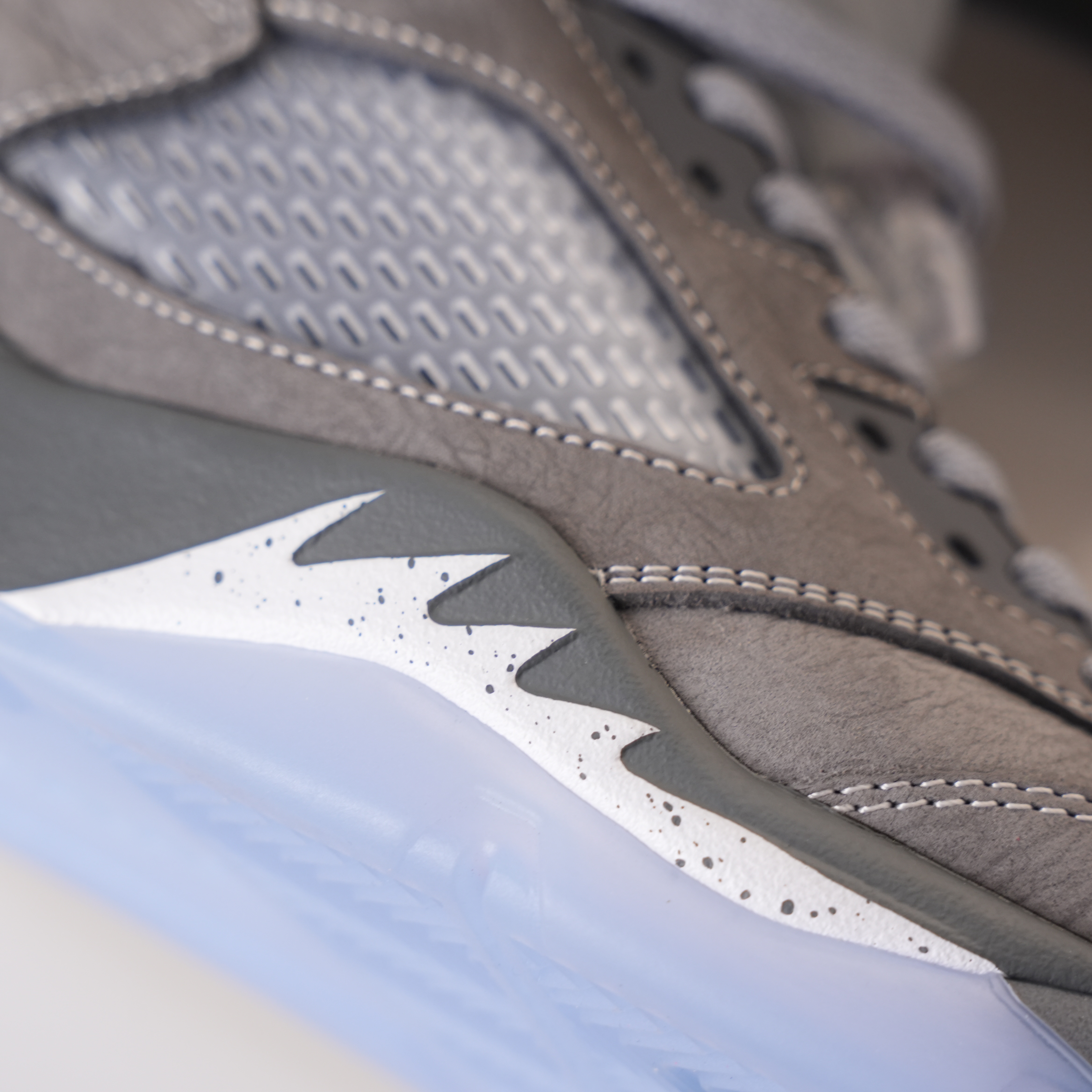 Air Jordan 5 Retro 'Wolf Grey'