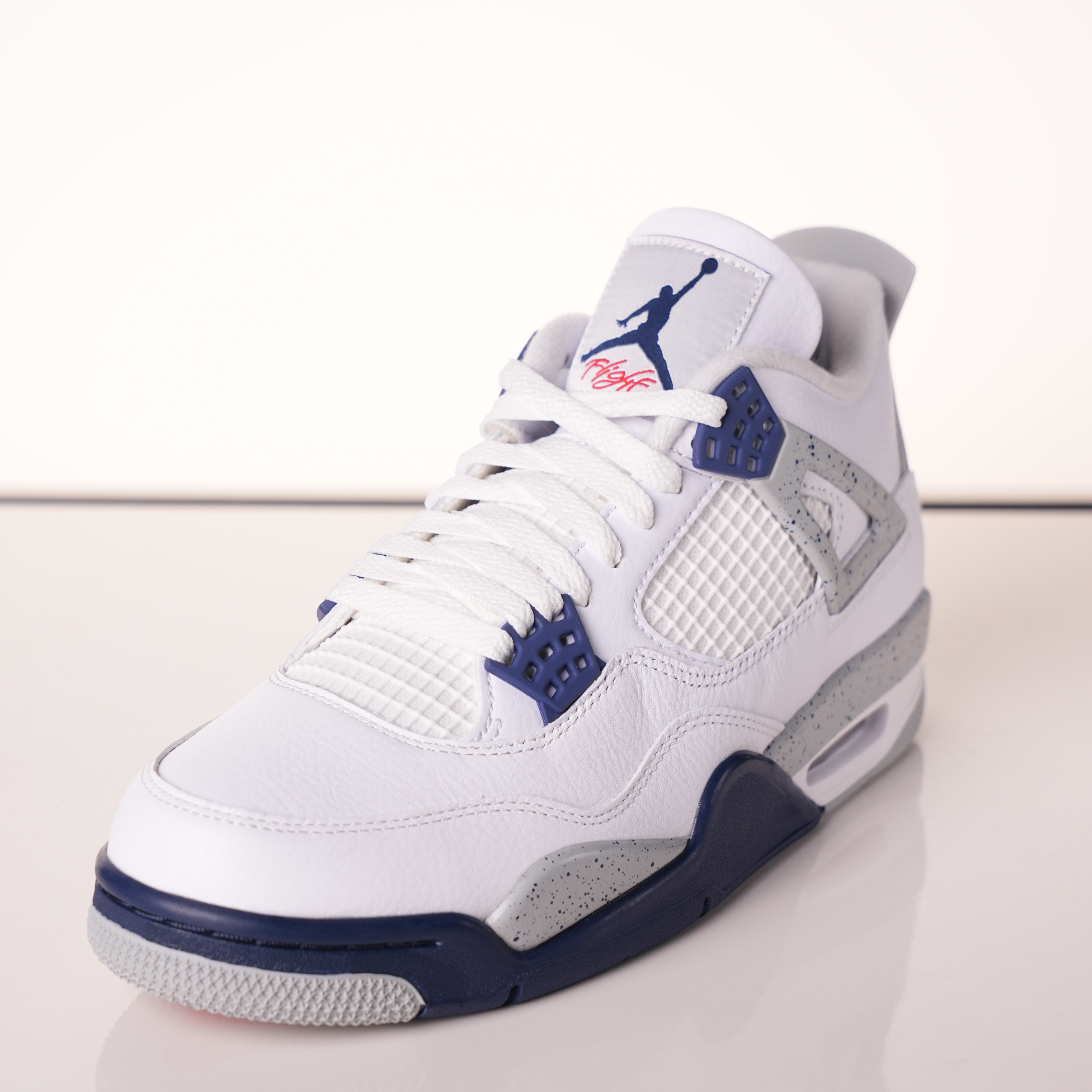 Air Jordan 4 Retro Midnight Navy