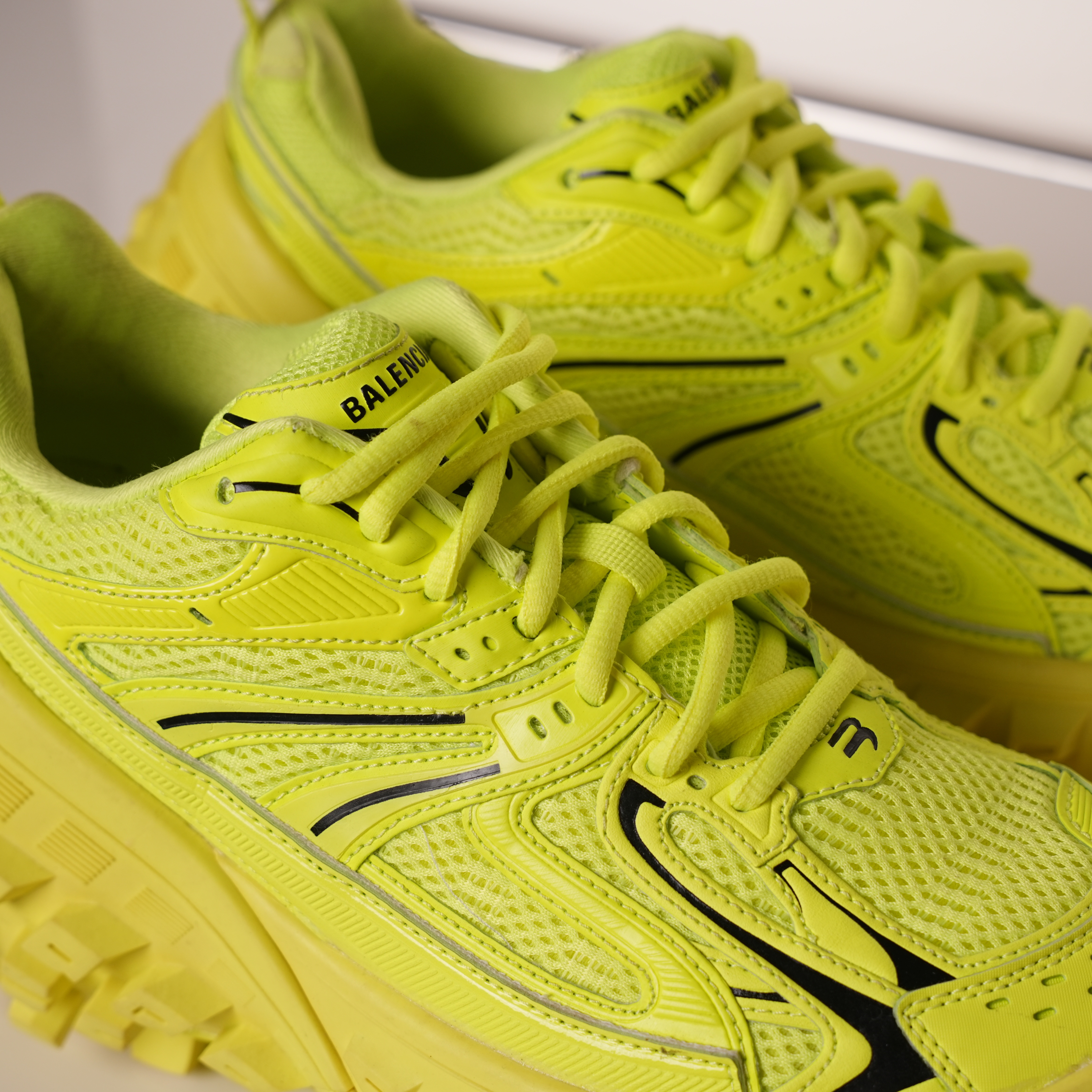 Balenciaga Defender Fluo Yellow