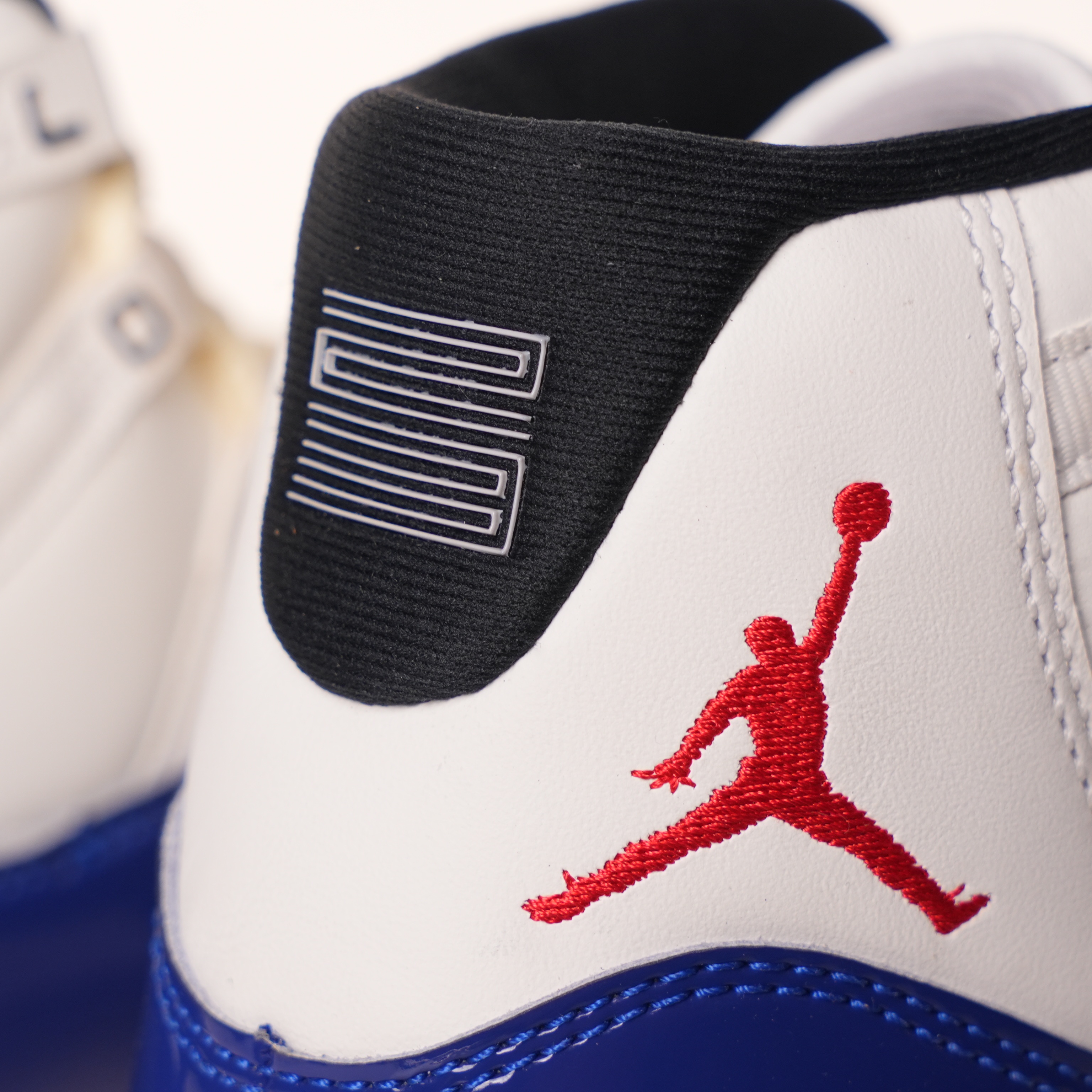 Air Jordan 11 Retro 'Rare Air'