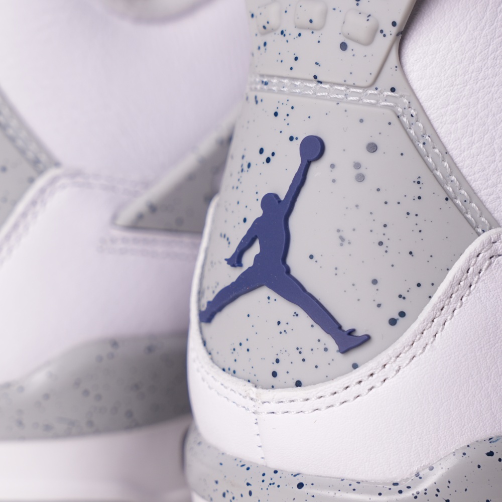 Air Jordan 4 Retro Midnight Navy