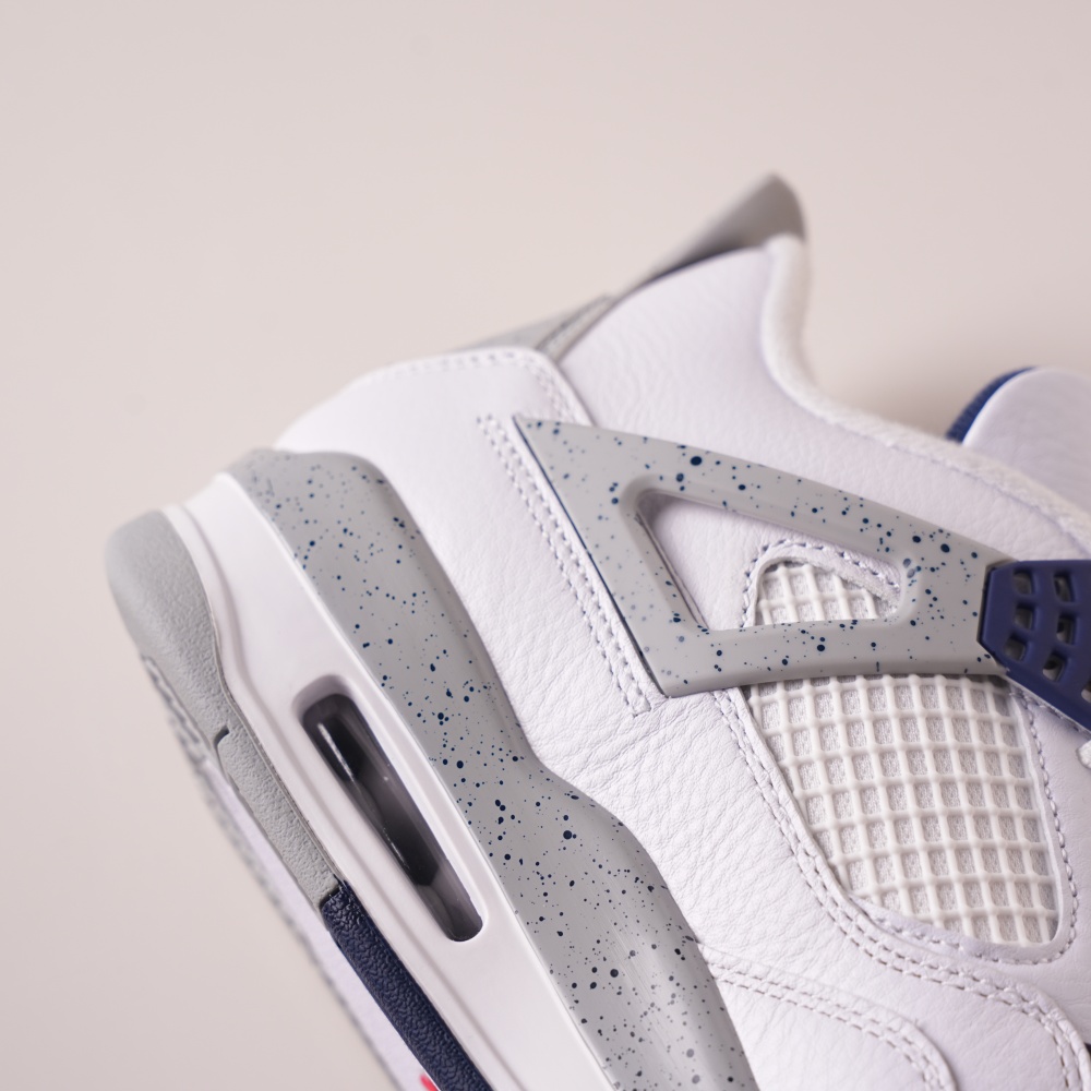 Air Jordan 4 Retro Midnight Navy