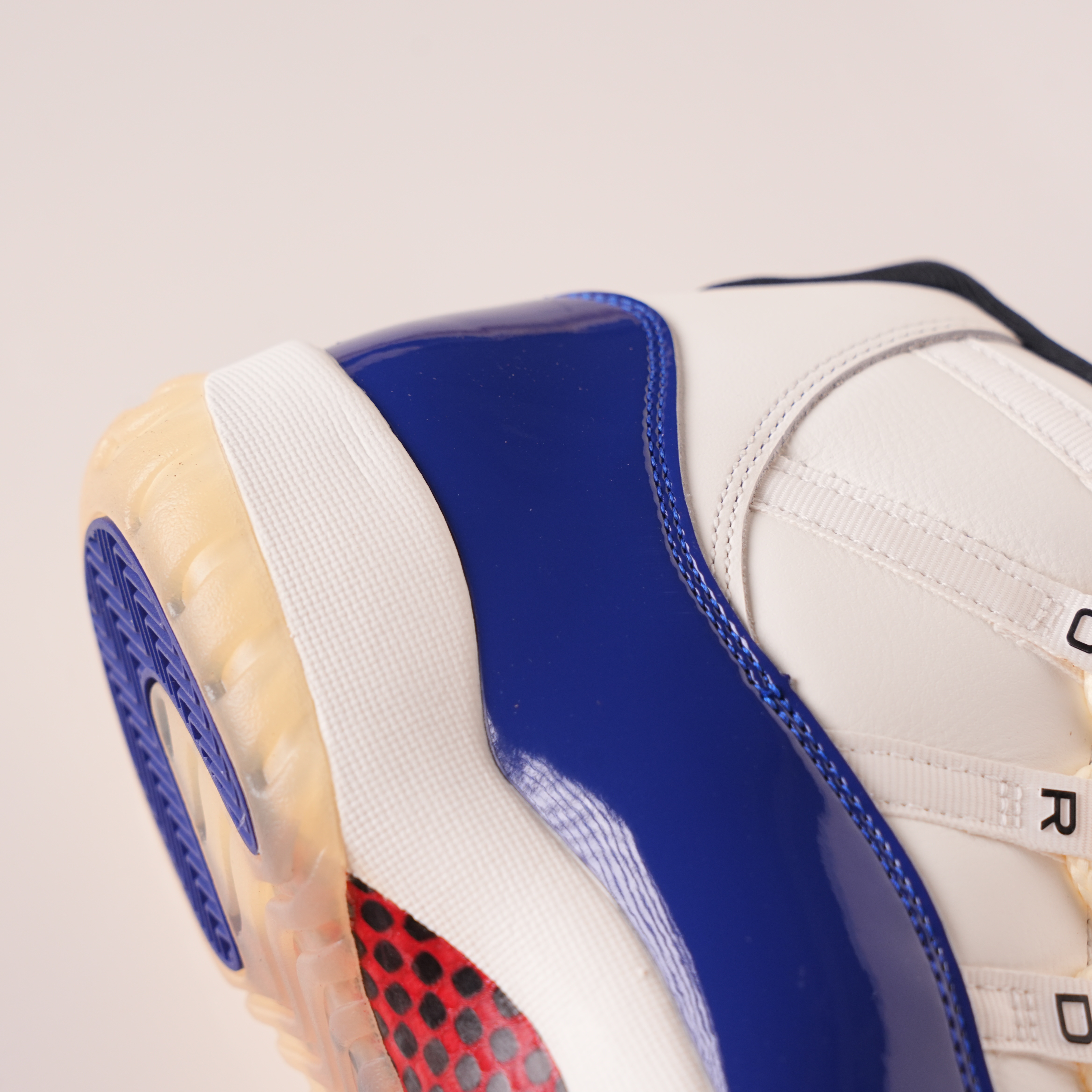 Air Jordan 11 Retro 'Rare Air'