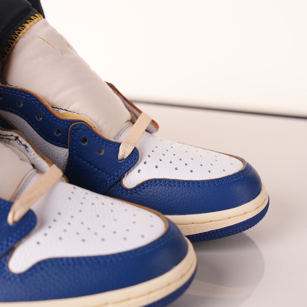 Air Jordan 1 Retro High Union Los Angeles Blue Toe