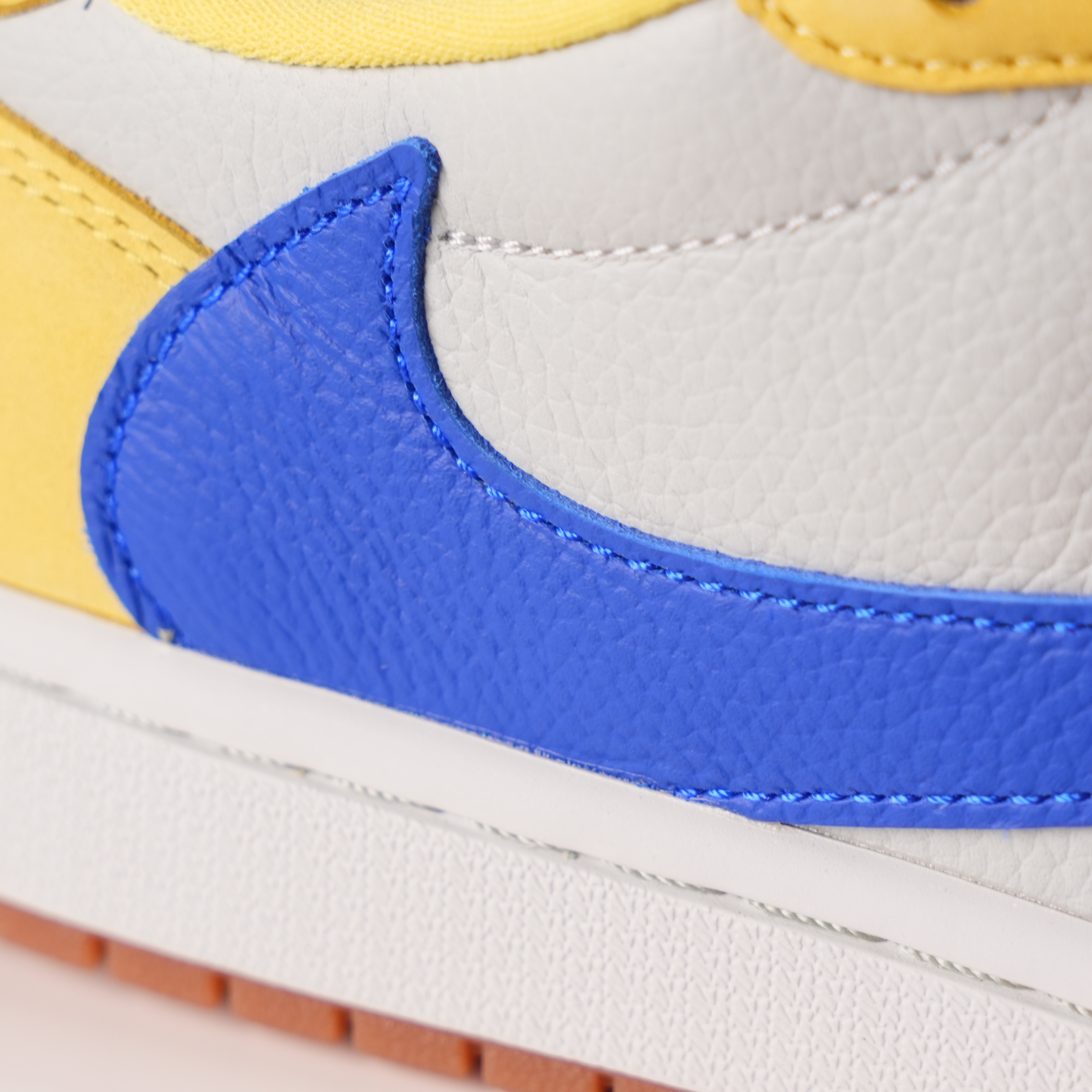 Travis Scott x Air Jordan 1 Low OG 'Canary'