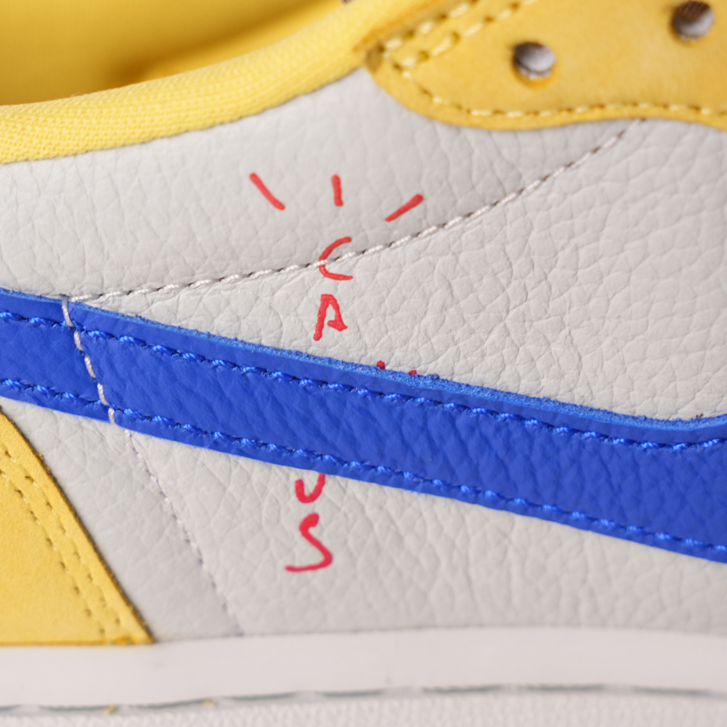Travis Scott x Air Jordan 1 Low OG 'Canary'