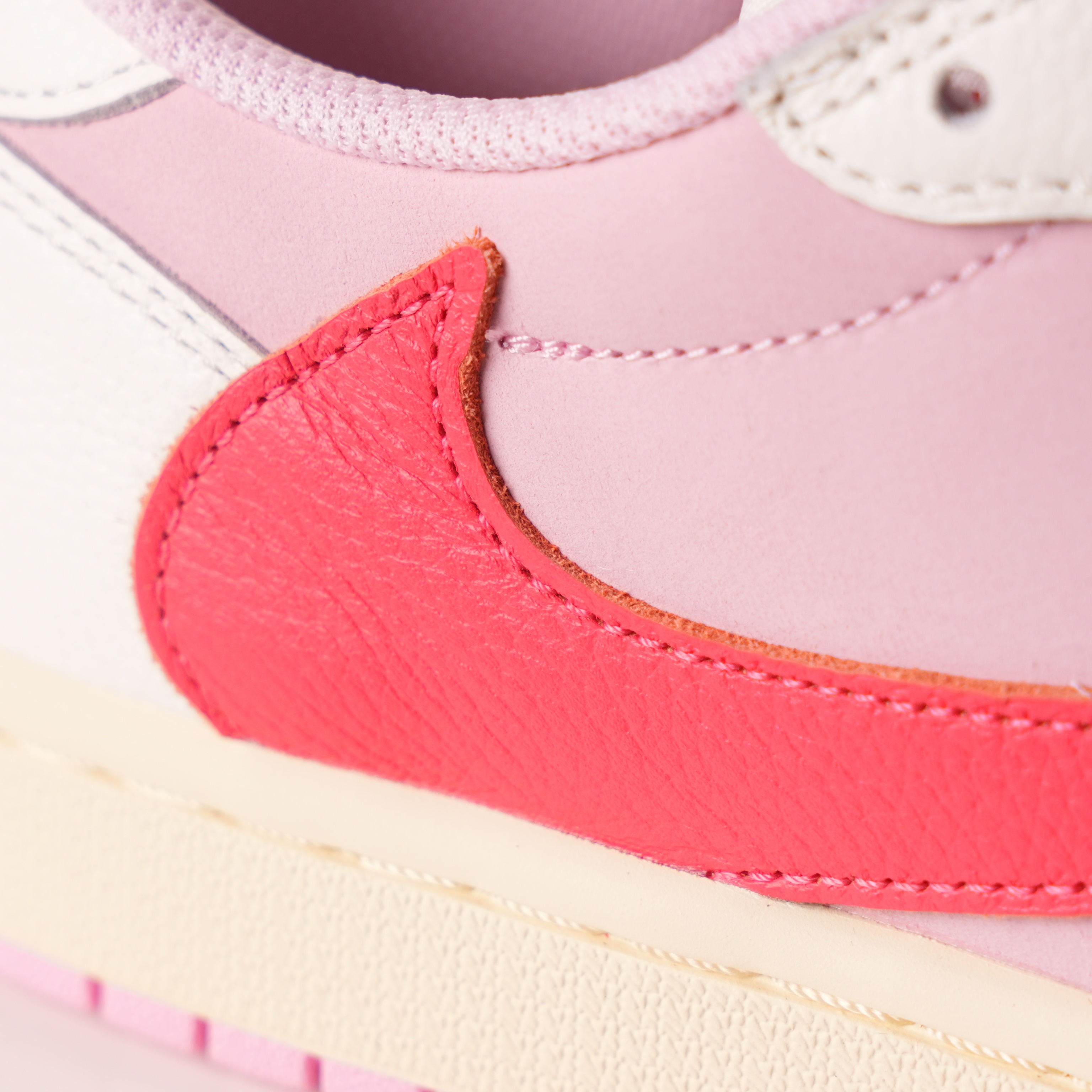 Travis Scott x Air Jordan 1 Retro Low OG 'Sail Tropical Pink'