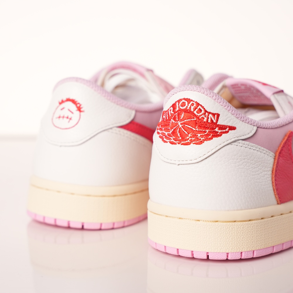 Travis Scott x Air Jordan 1 Retro Low OG 'Sail Tropical Pink'