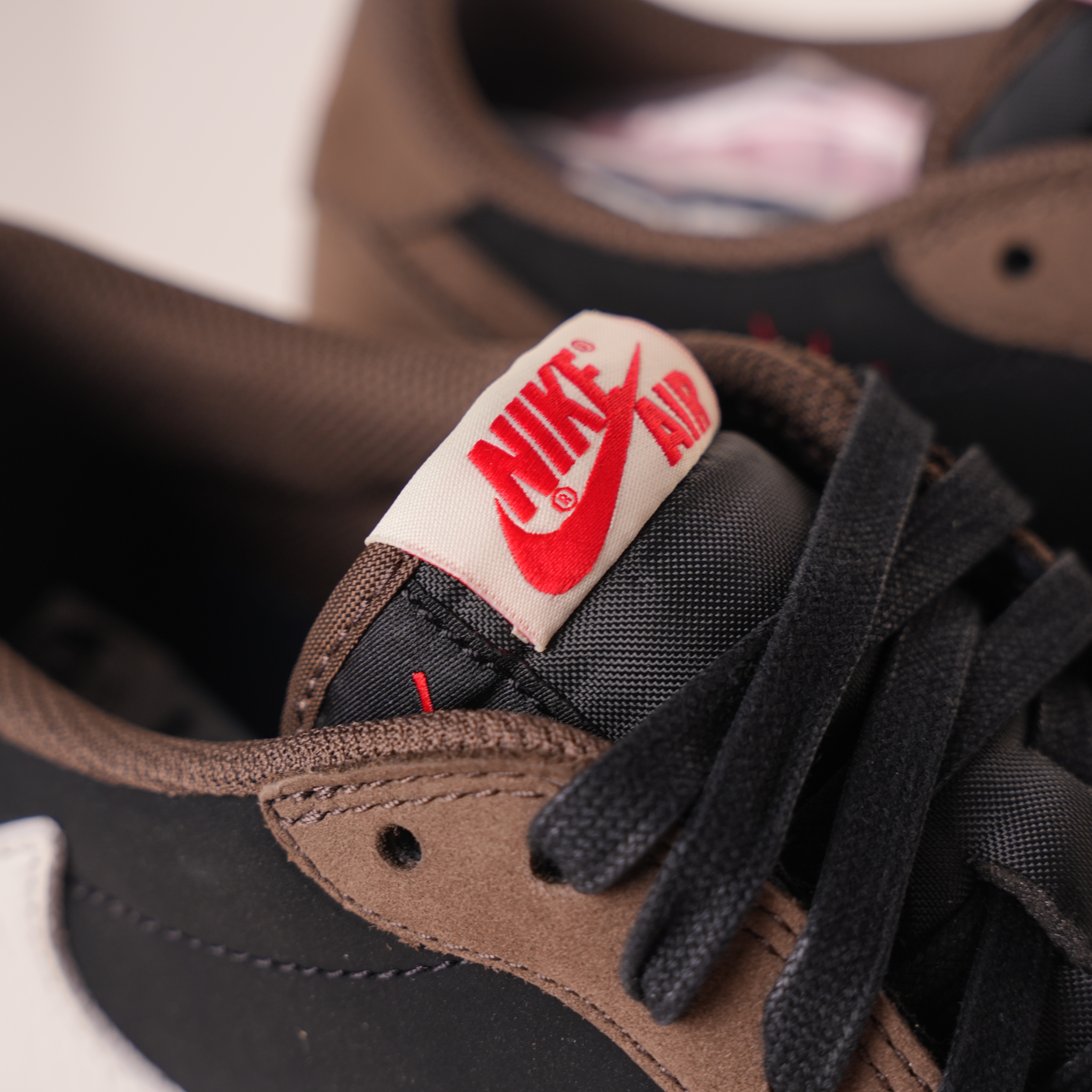 Air Jordan 1 Retro Low OG SP Travis Scott