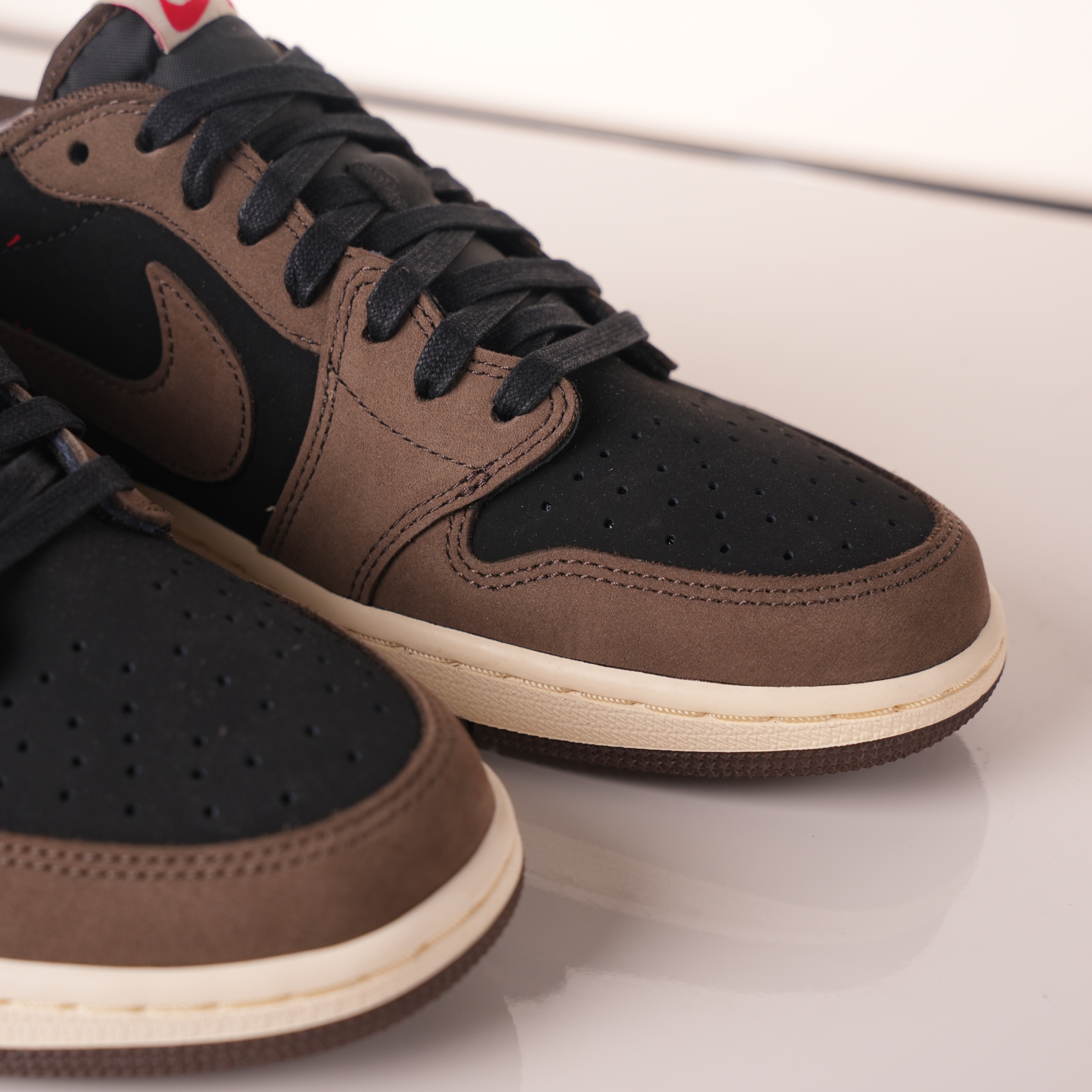 Air Jordan 1 Retro Low OG SP Travis Scott