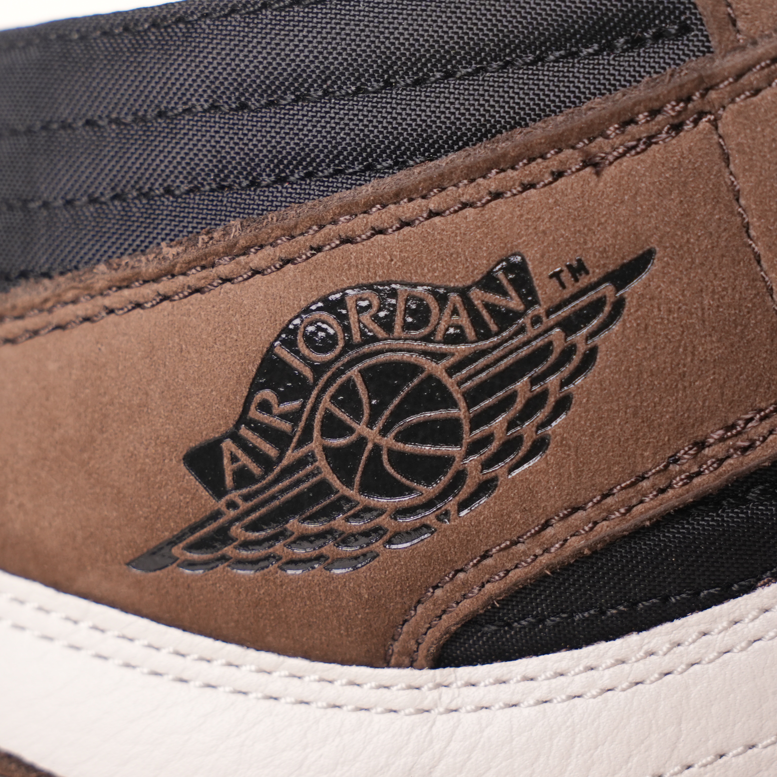 Air Jordan 1 Retro High Travis Scott