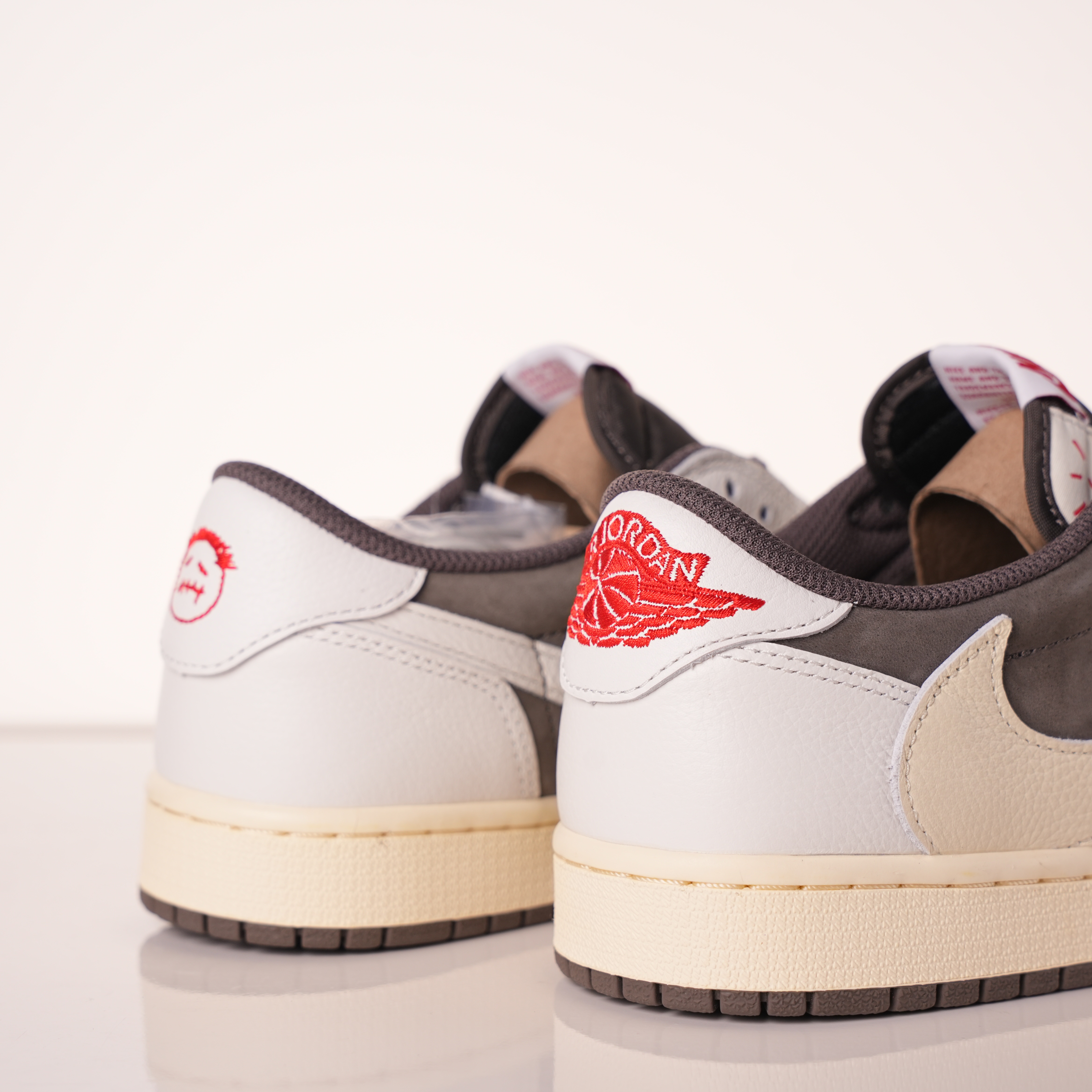 Travis Scott x Air Jordan 1 Low Reverse Mocha