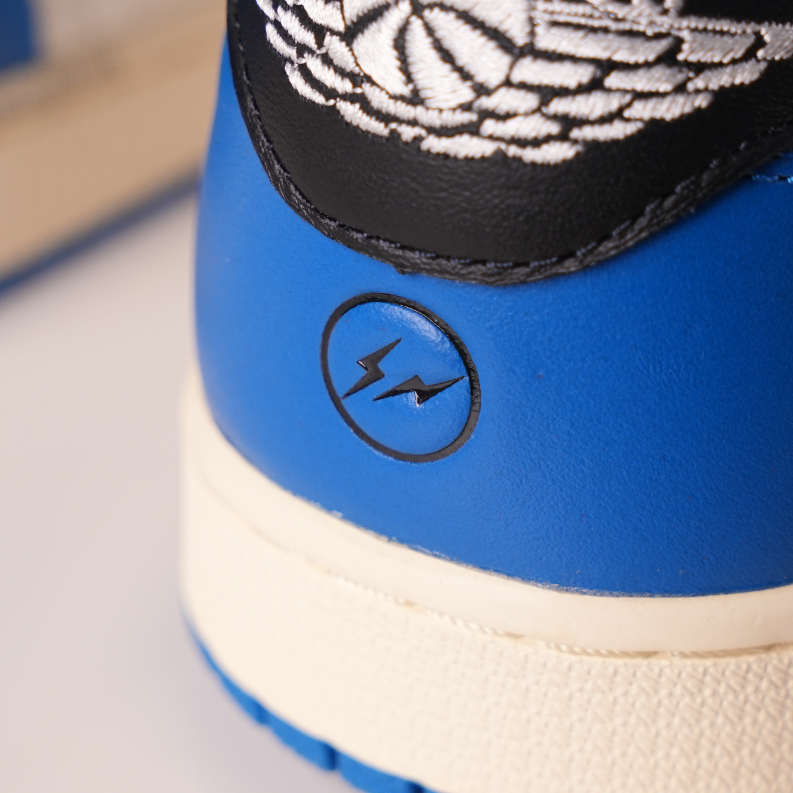 Travis Scott x Fragment Design x Air Jordan 1 Low