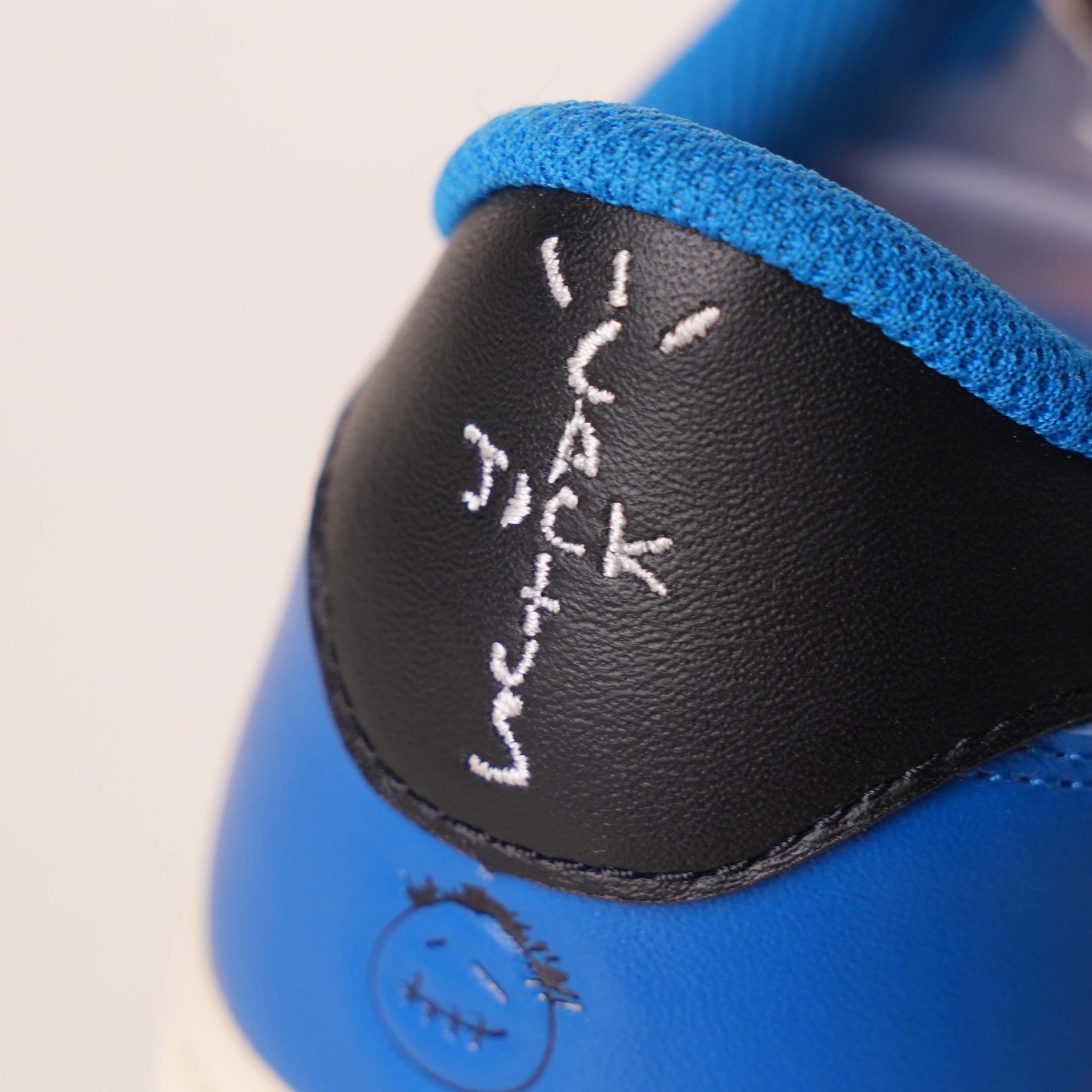 Travis Scott x Fragment Design x Air Jordan 1 Low