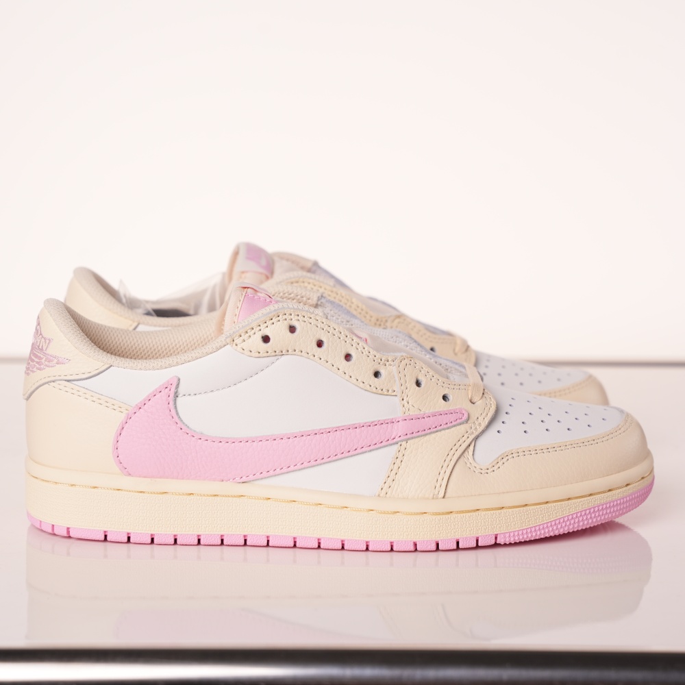 Travis Scott x Air Jordan 1 Low OG Sail Shy Pink