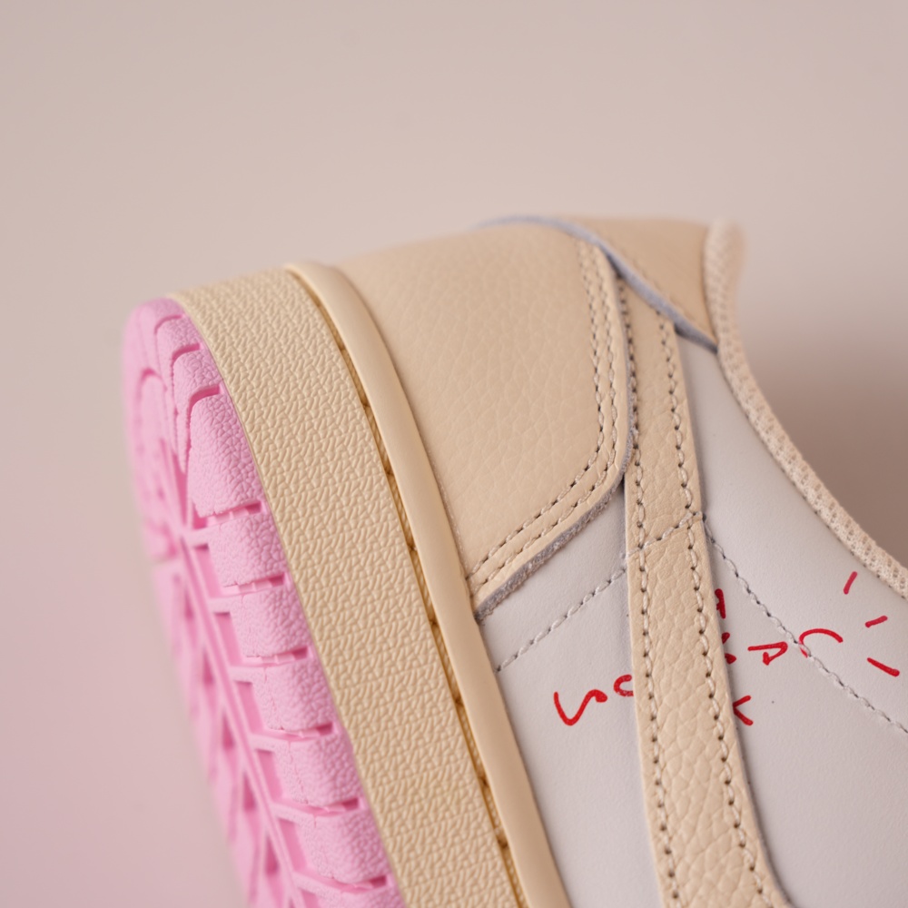 Travis Scott x Air Jordan 1 Low OG Sail Shy Pink