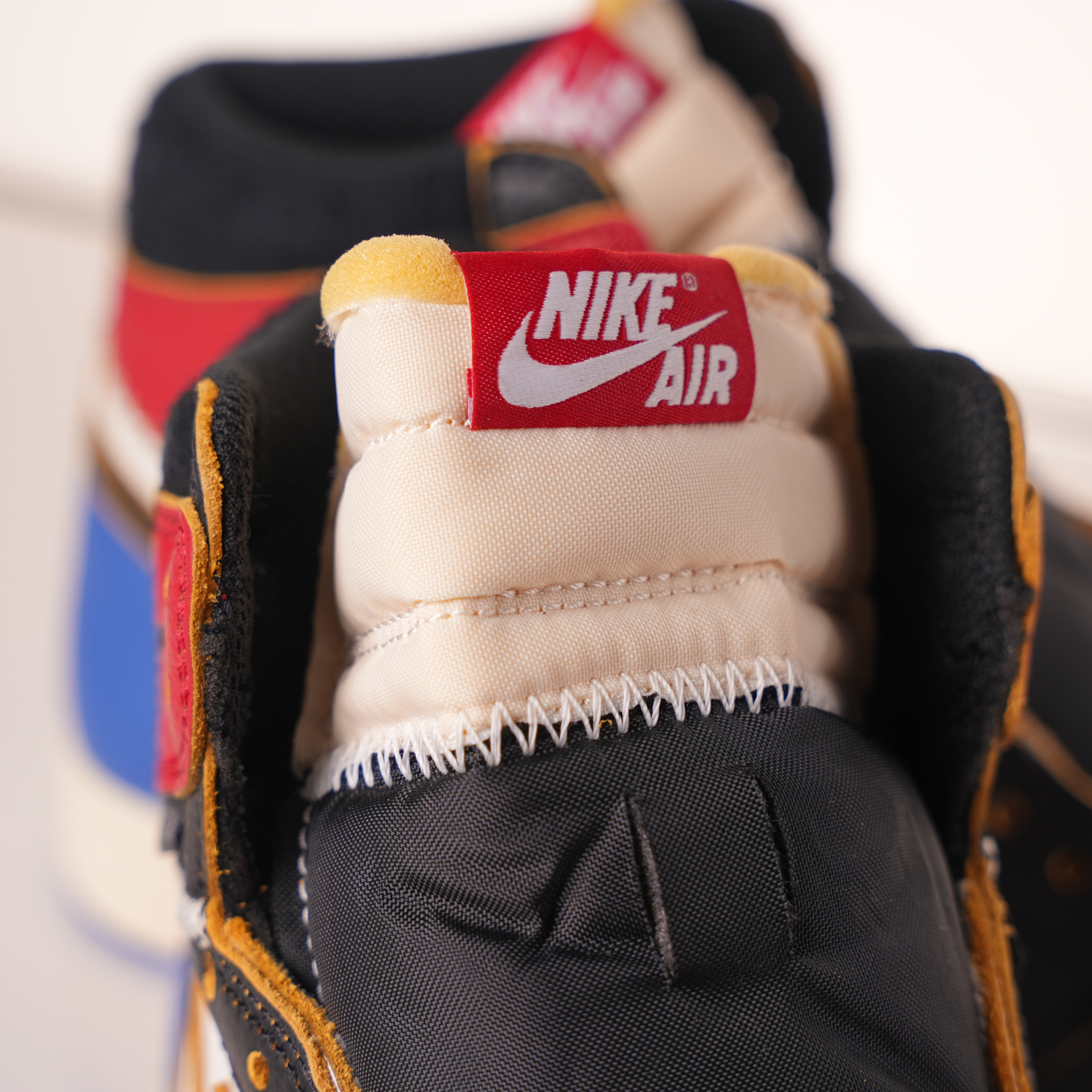 Union LA x Air Jordan 1 Retro Lightning UN