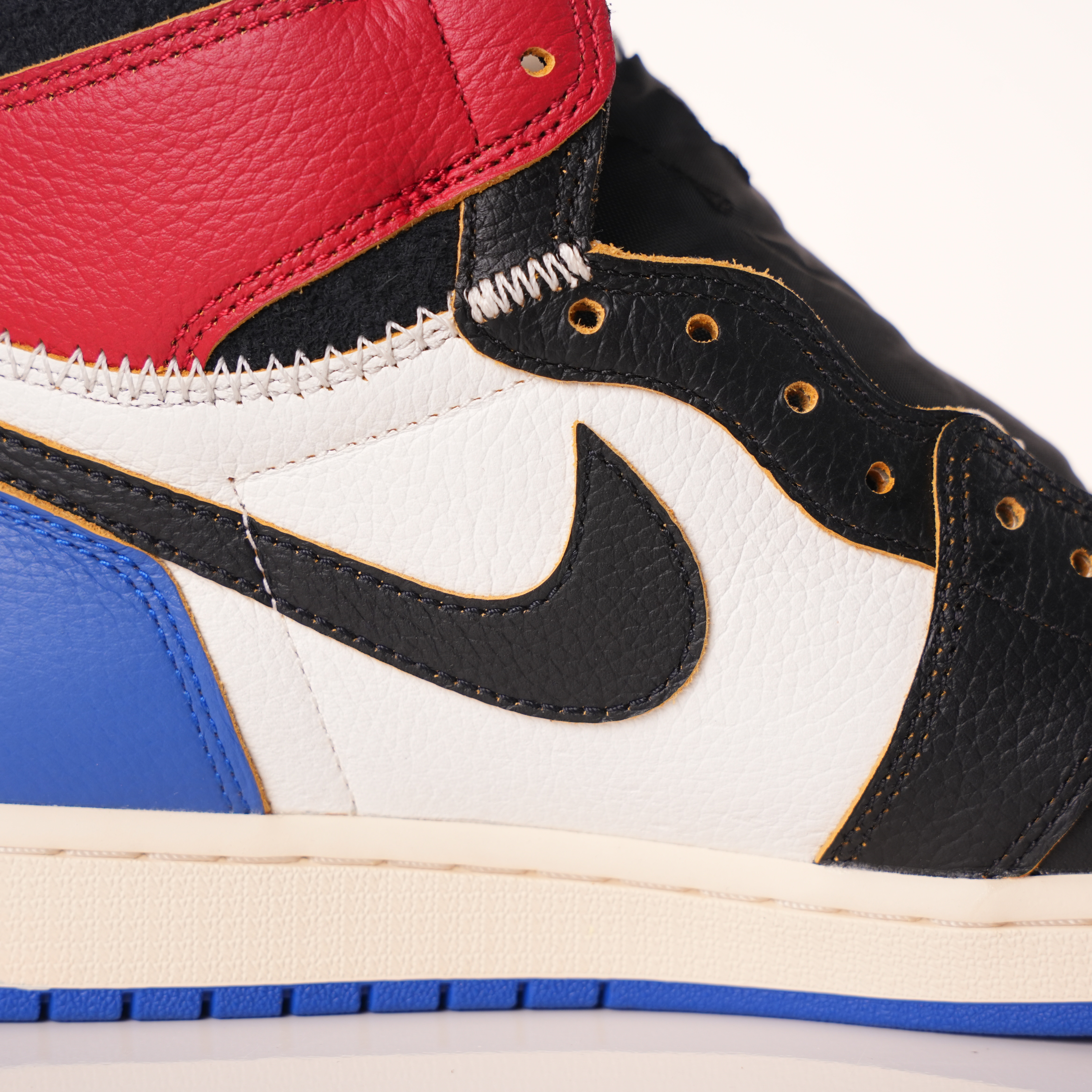 Union LA x Air Jordan 1 Retro Lightning UN