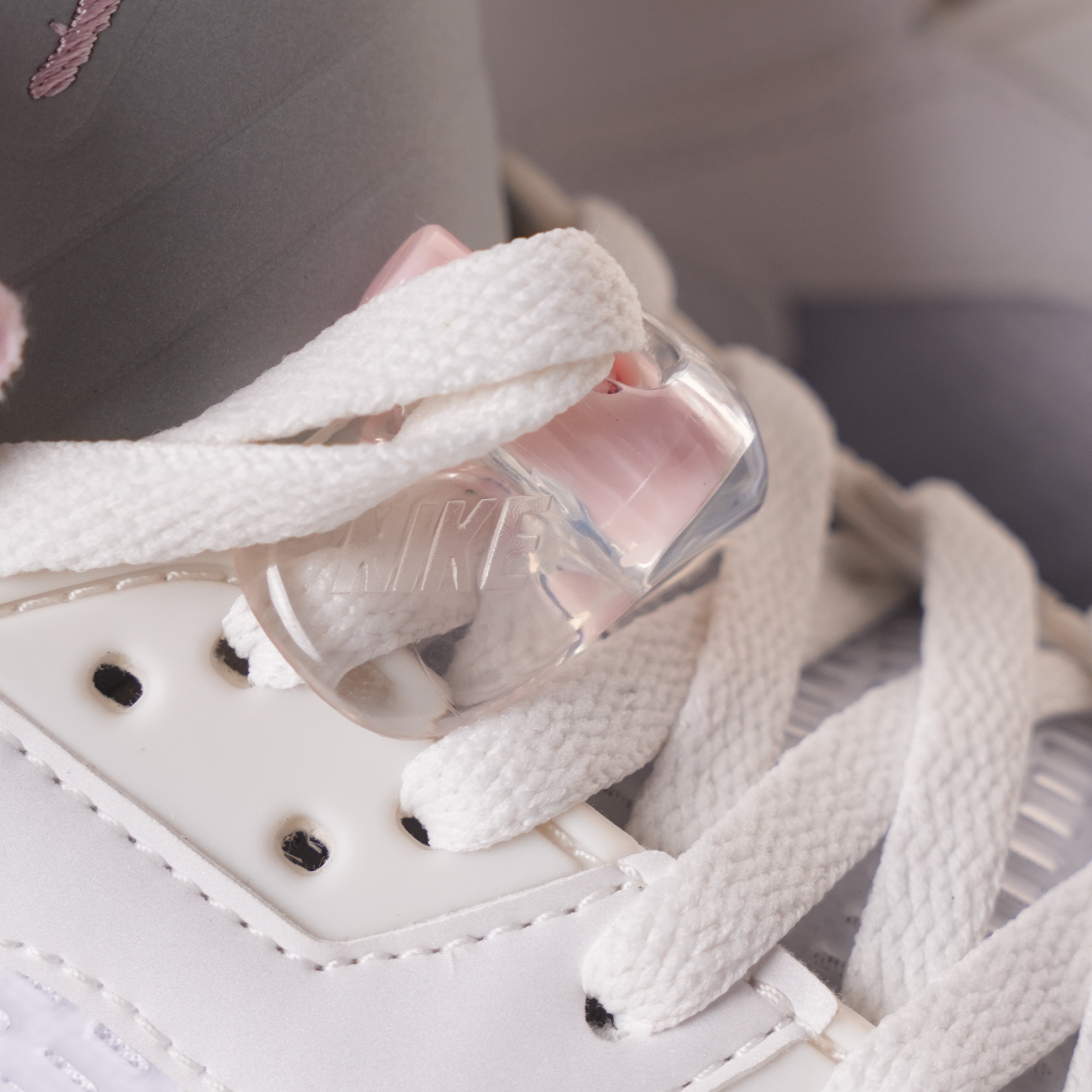 Air Jordan 5 Medium Soft Pink
