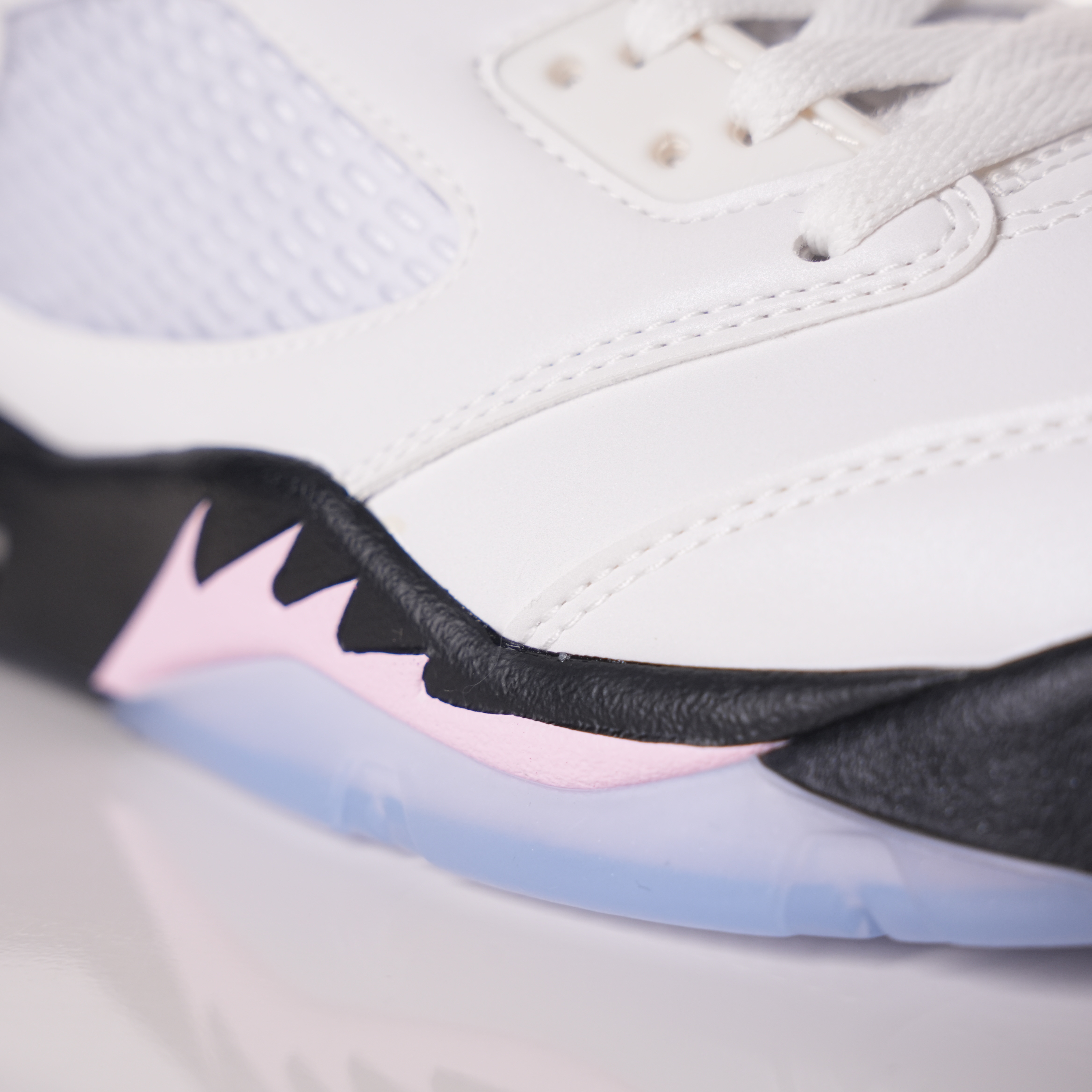 Air Jordan 5 Medium Soft Pink
