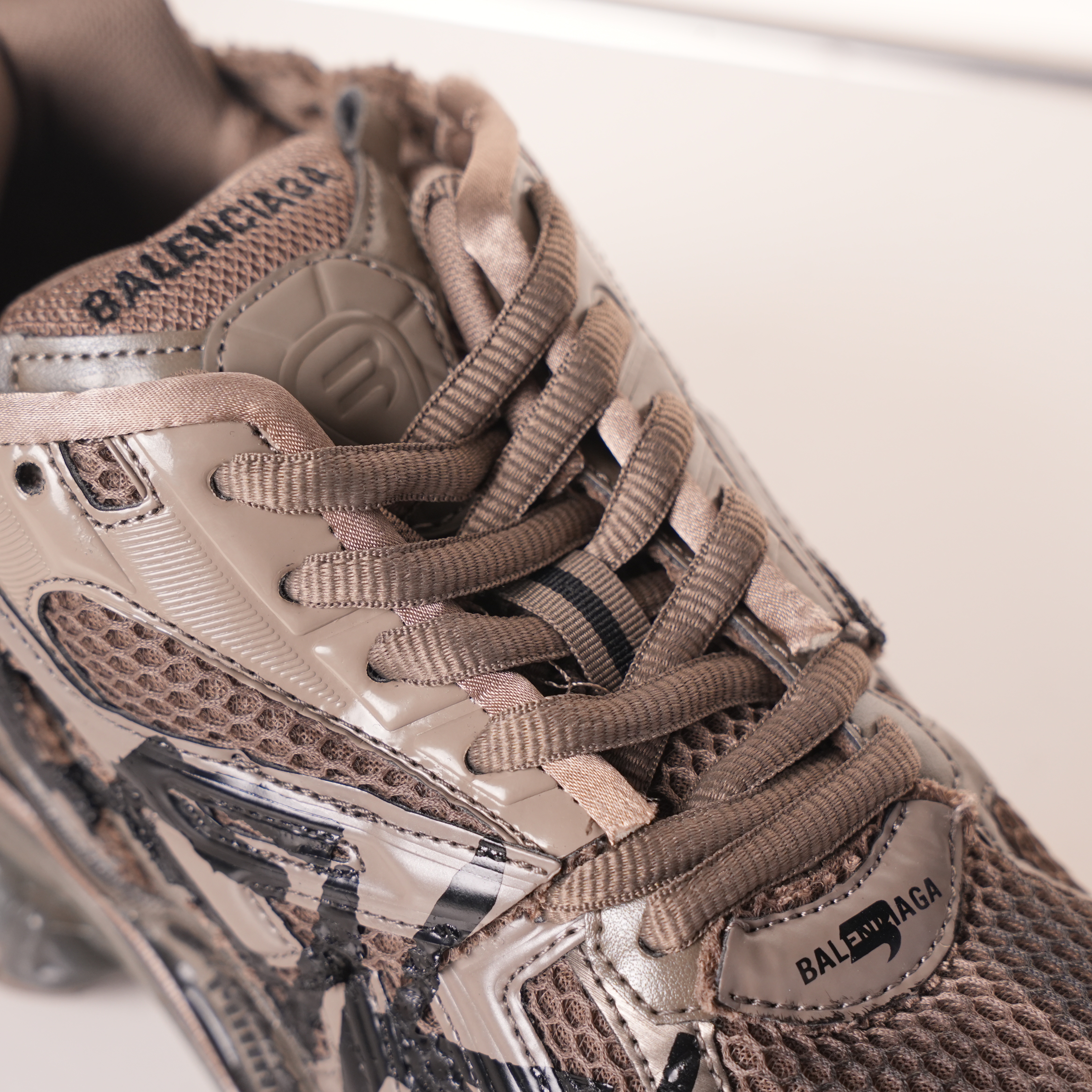 Balenciaga Runner Black Brown