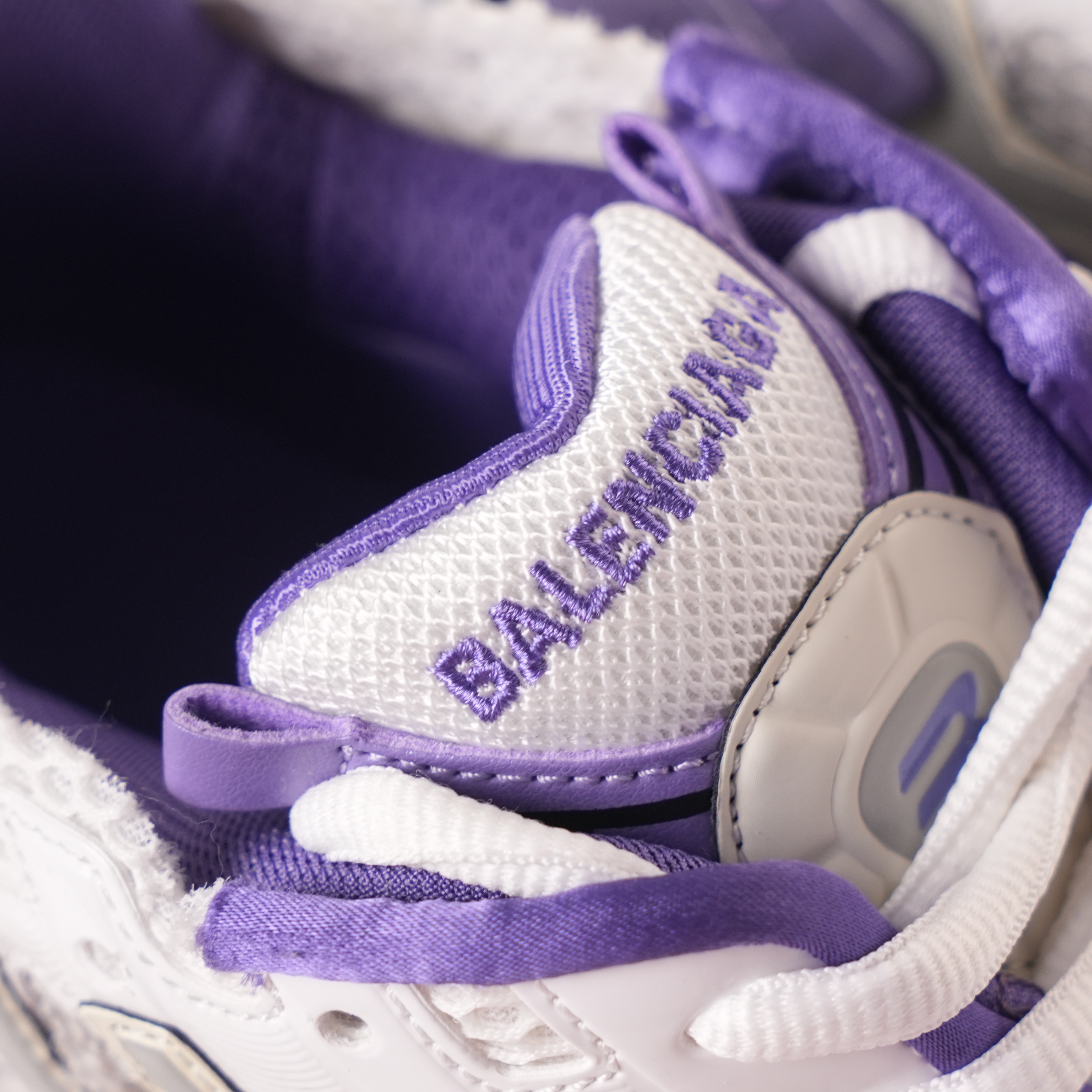 Balenciaga Runner White Purple