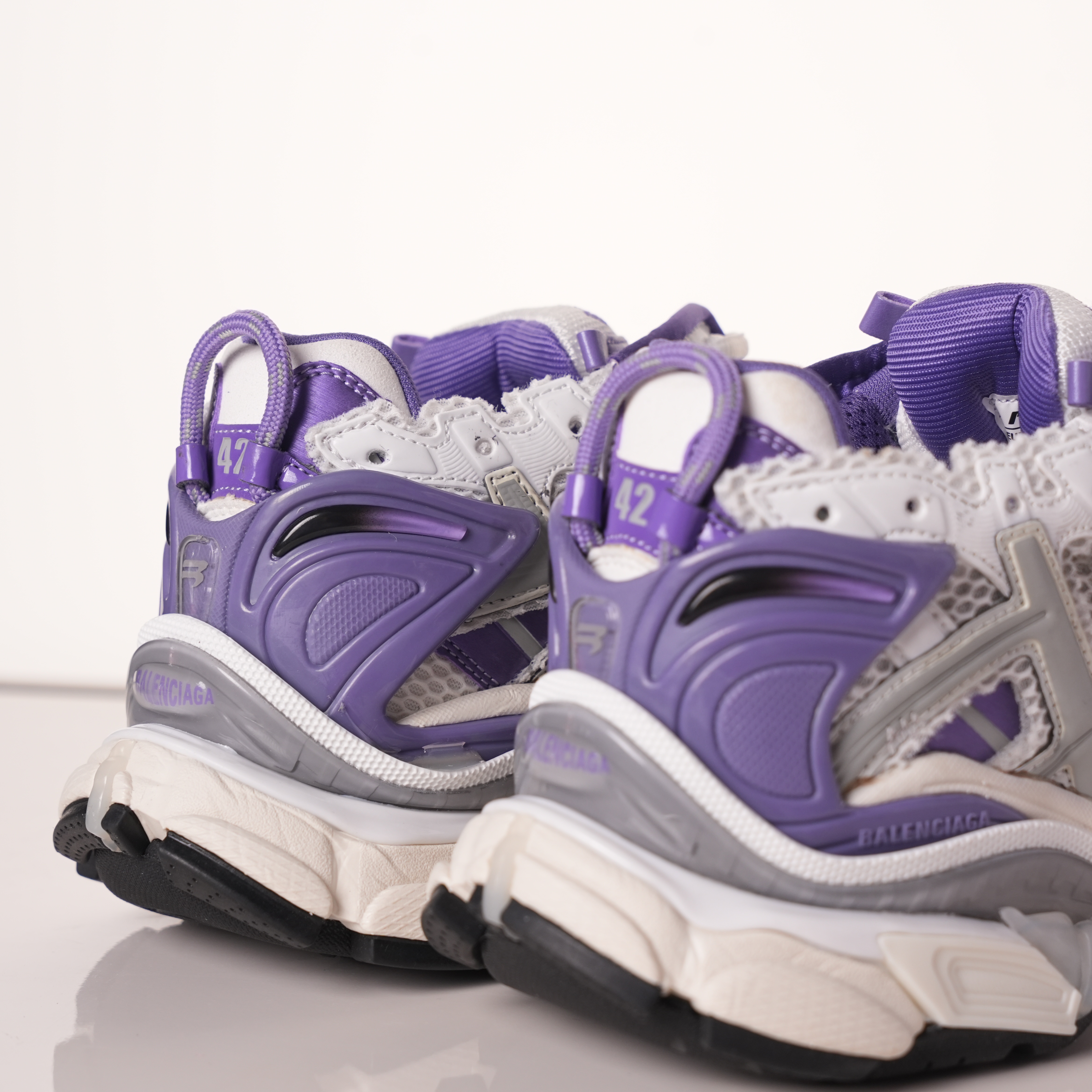 Balenciaga Runner White Purple