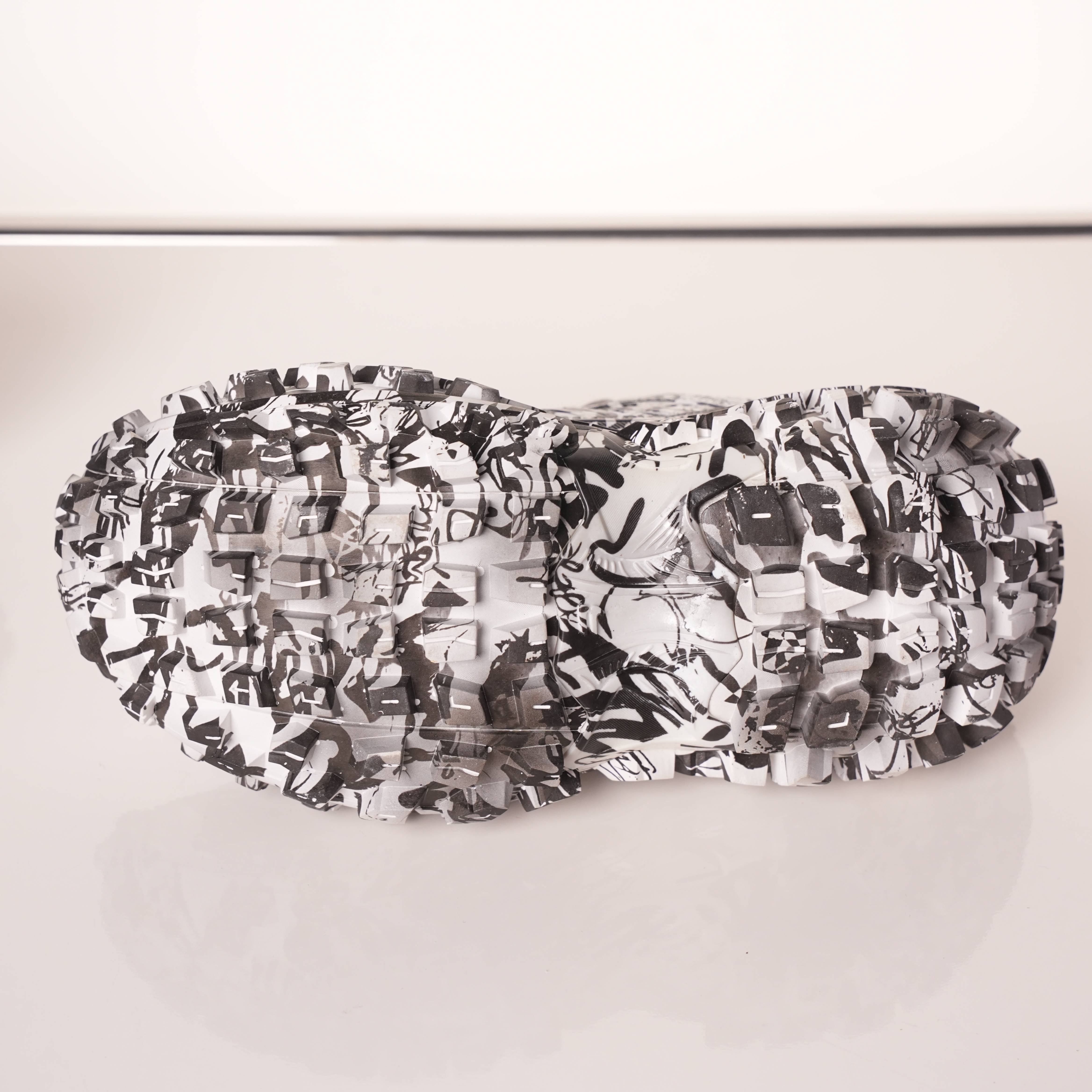 Balenciaga Defender Graffiti