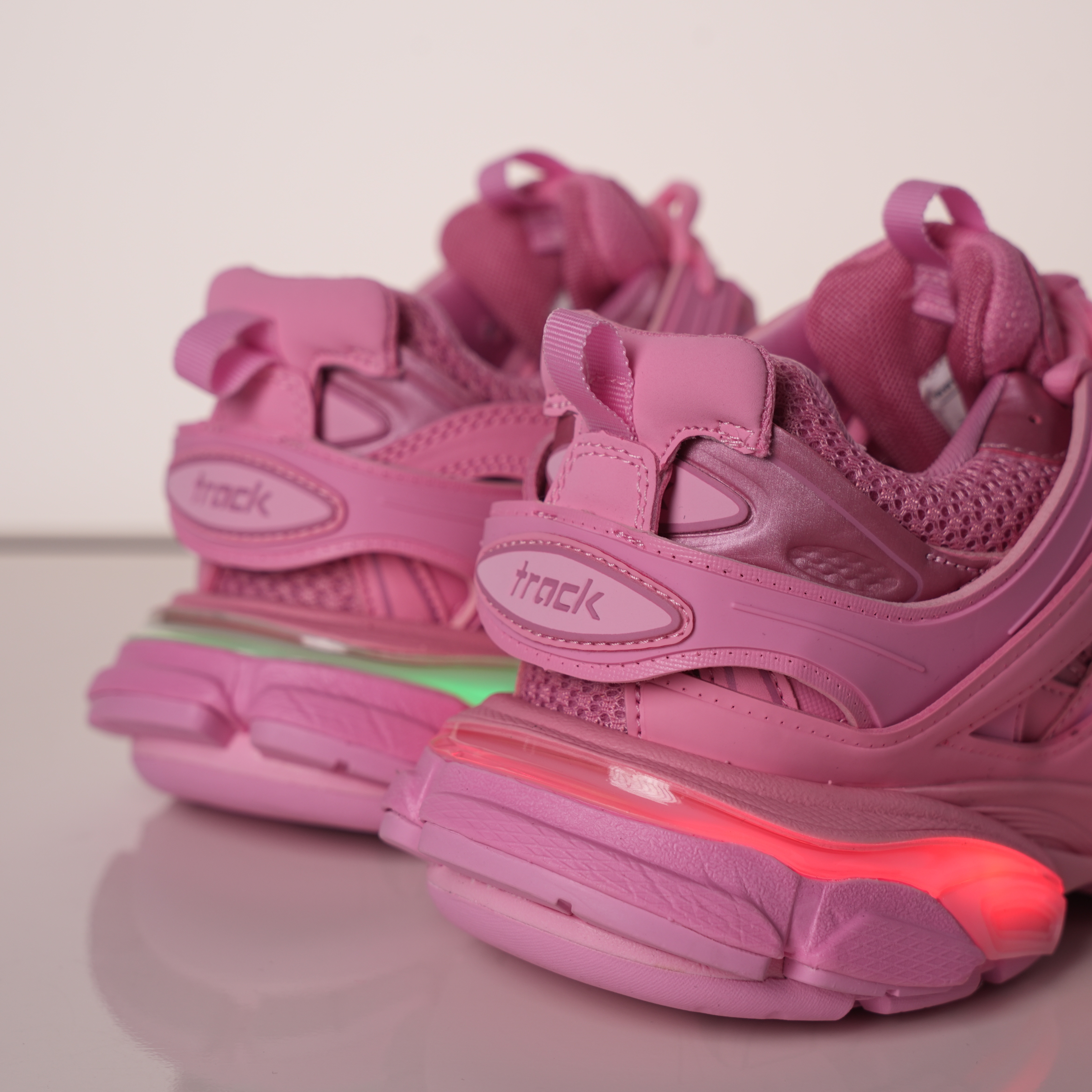 Balenciaga Track Pulm Red (LED)