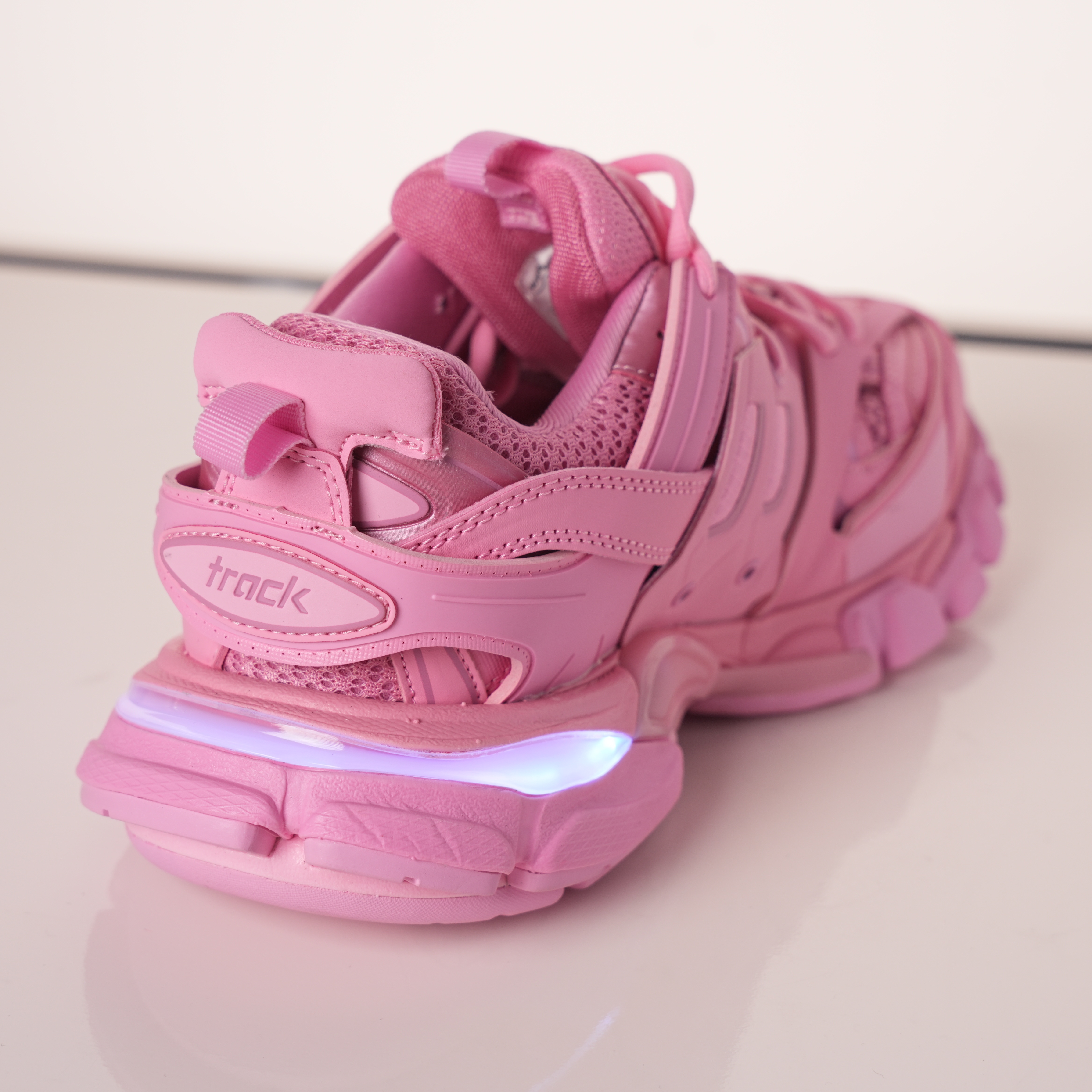Balenciaga Track Pulm Red (LED)