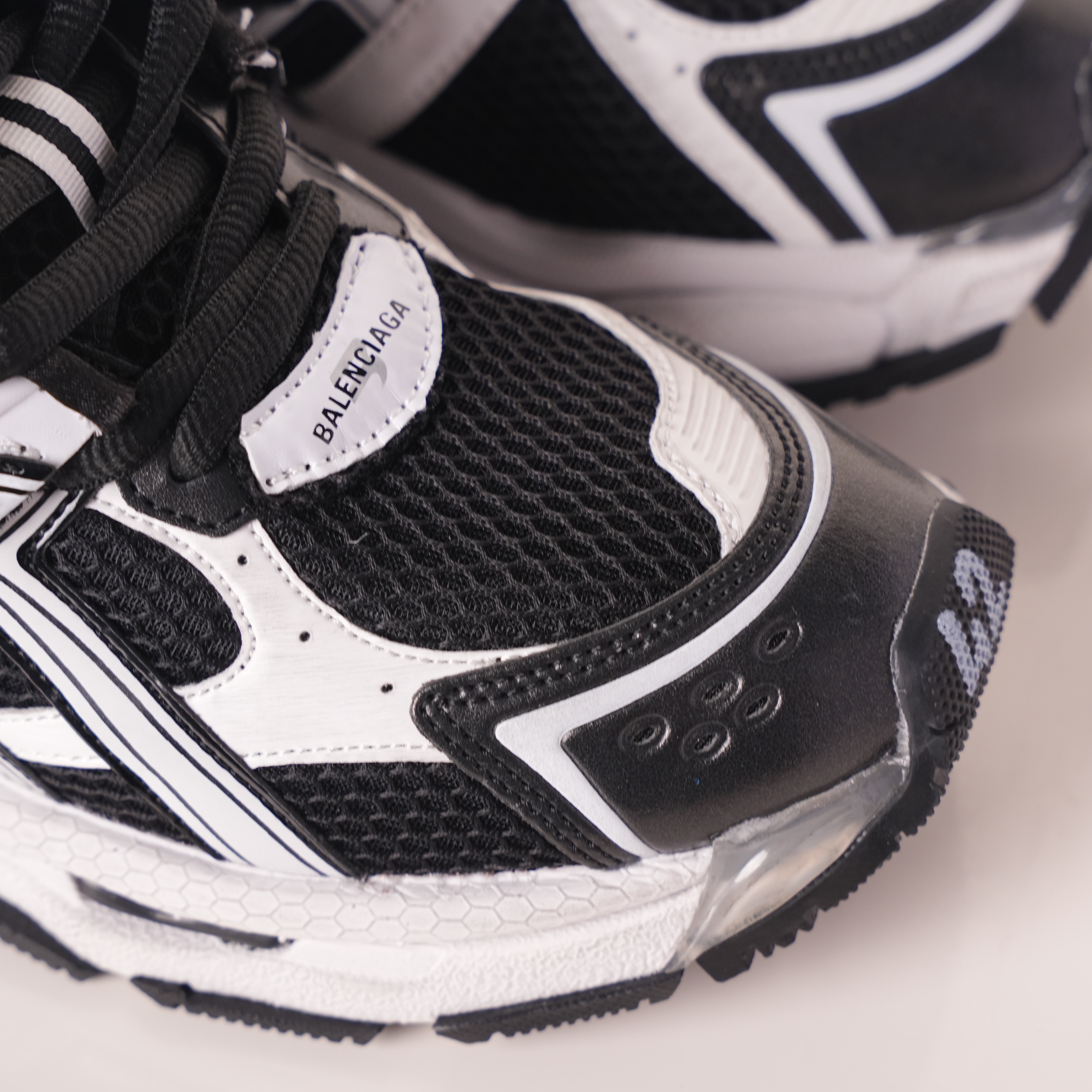 Balenciaga Runner White Black