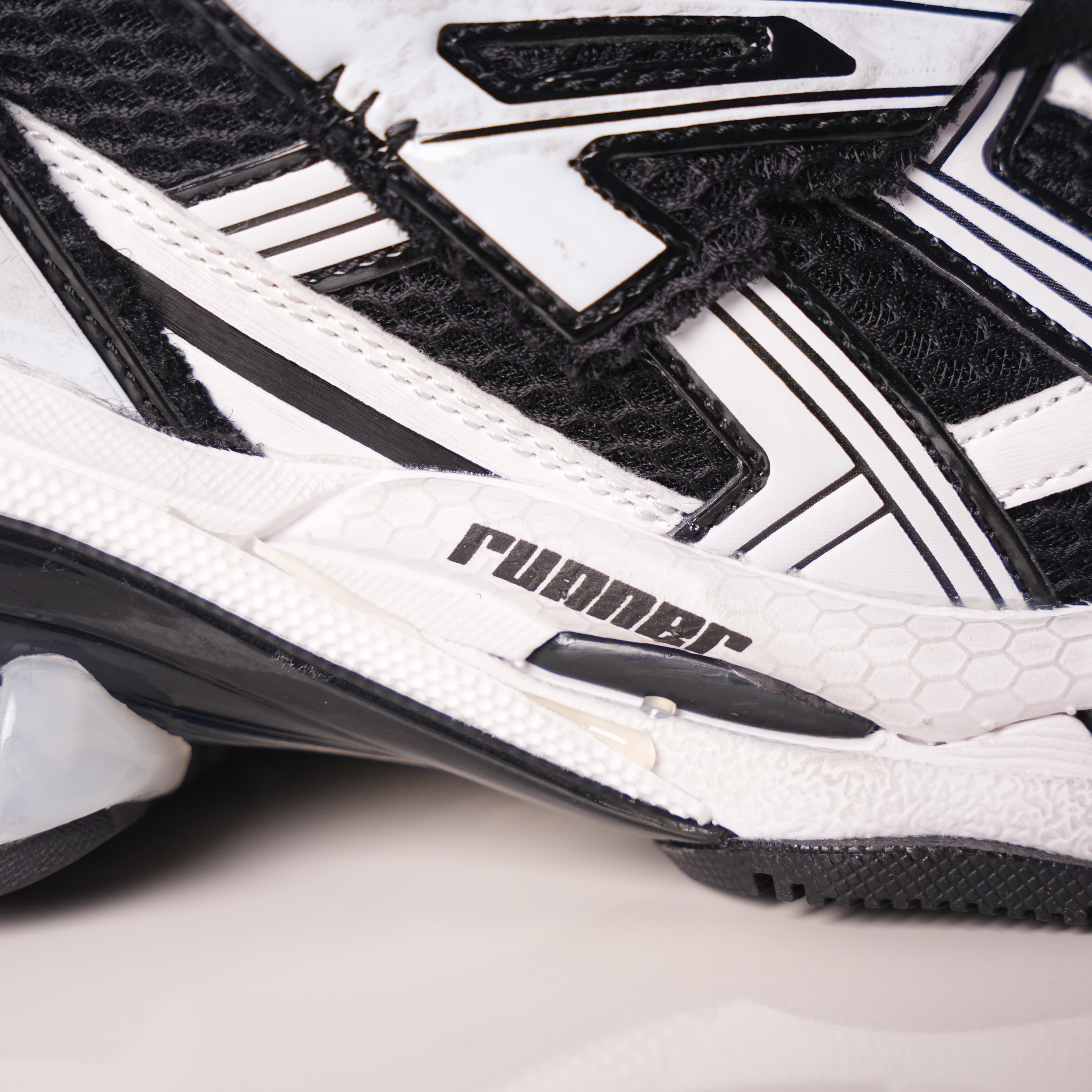 Balenciaga Runner White Black