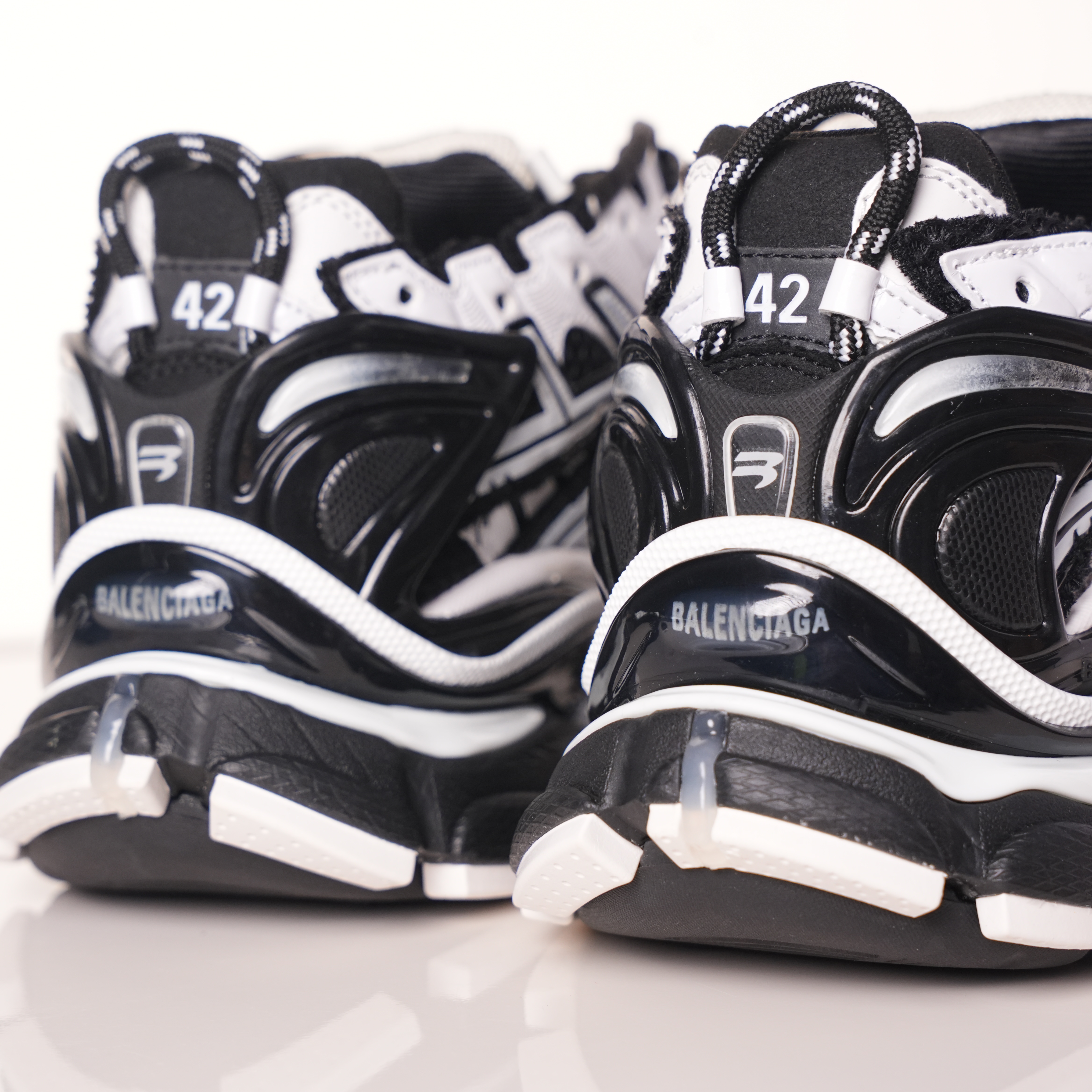 Balenciaga Runner White Black